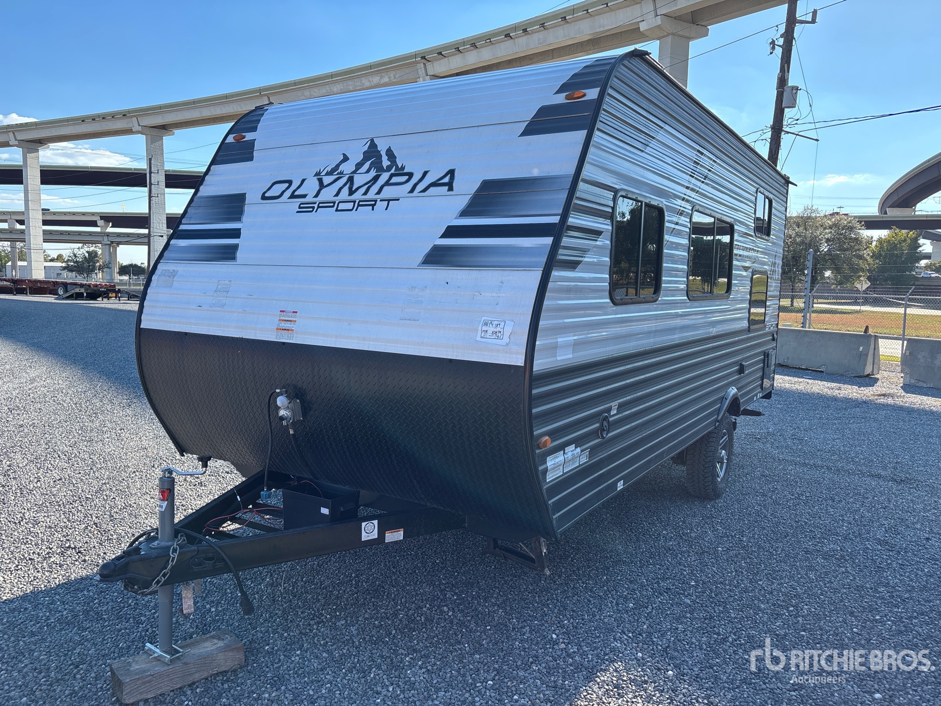 General Appearance with Imagen: esquina delantera izquierda