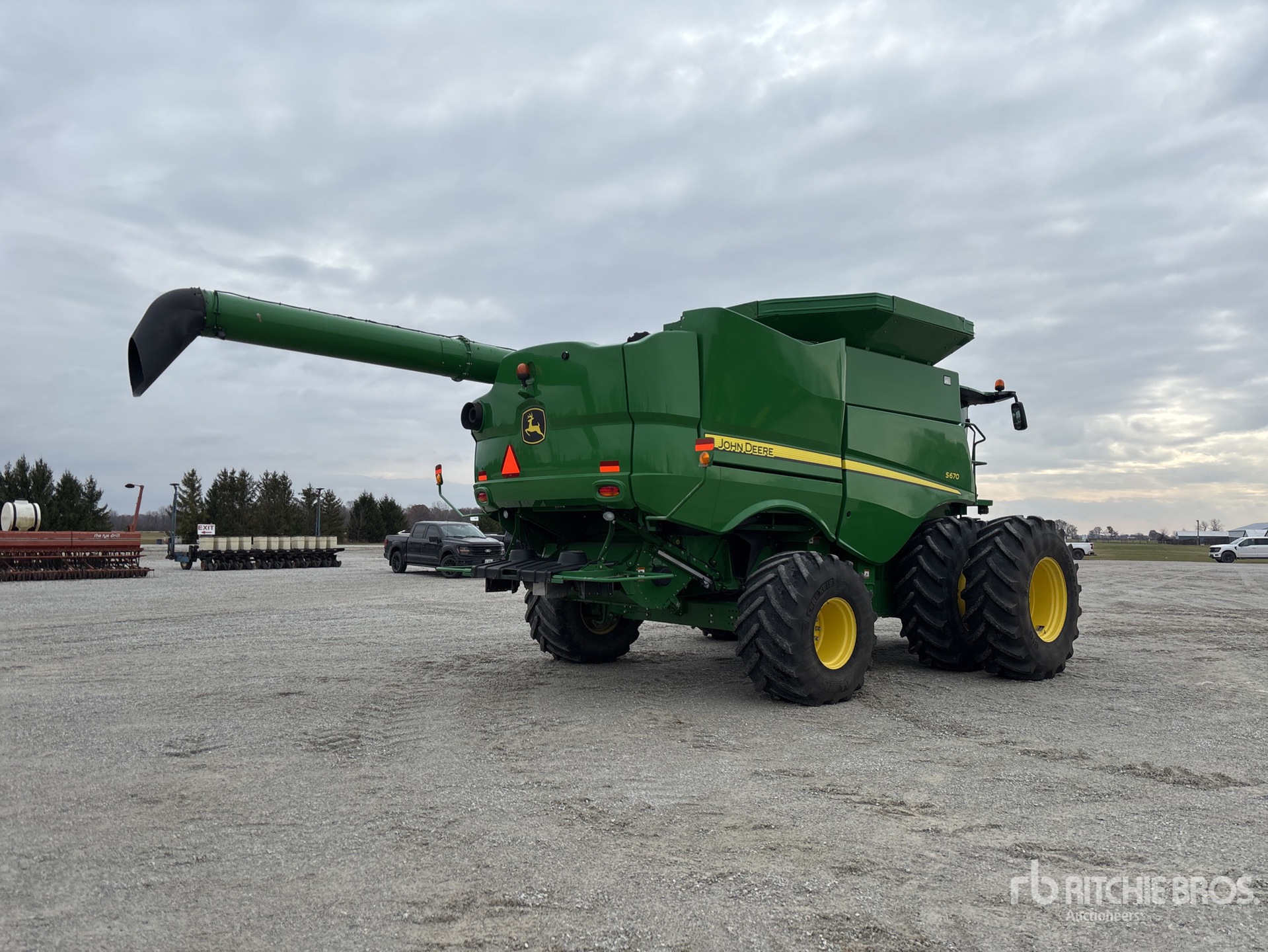 General Appearance with Picture, Right Rear Corner