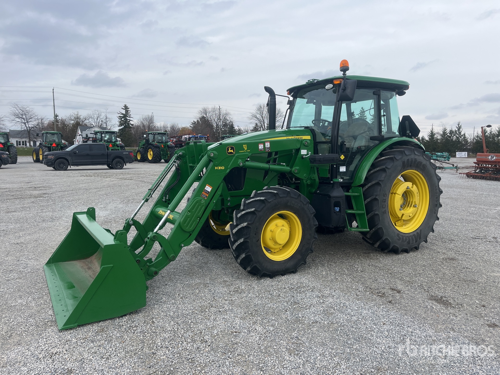 General Appearance with Picture, Left Front Corner