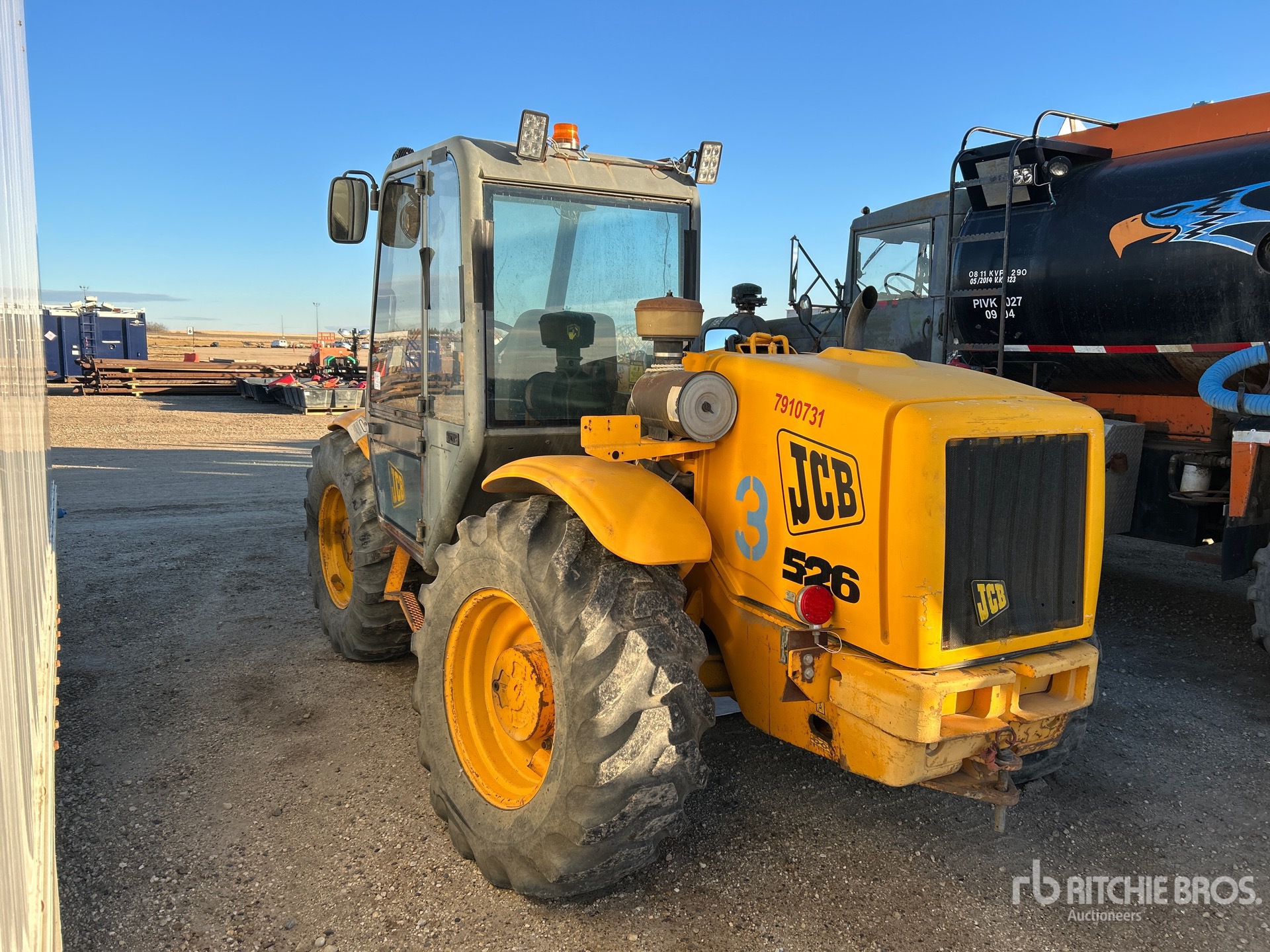 General Appearance with Bild, Ecke hinten links