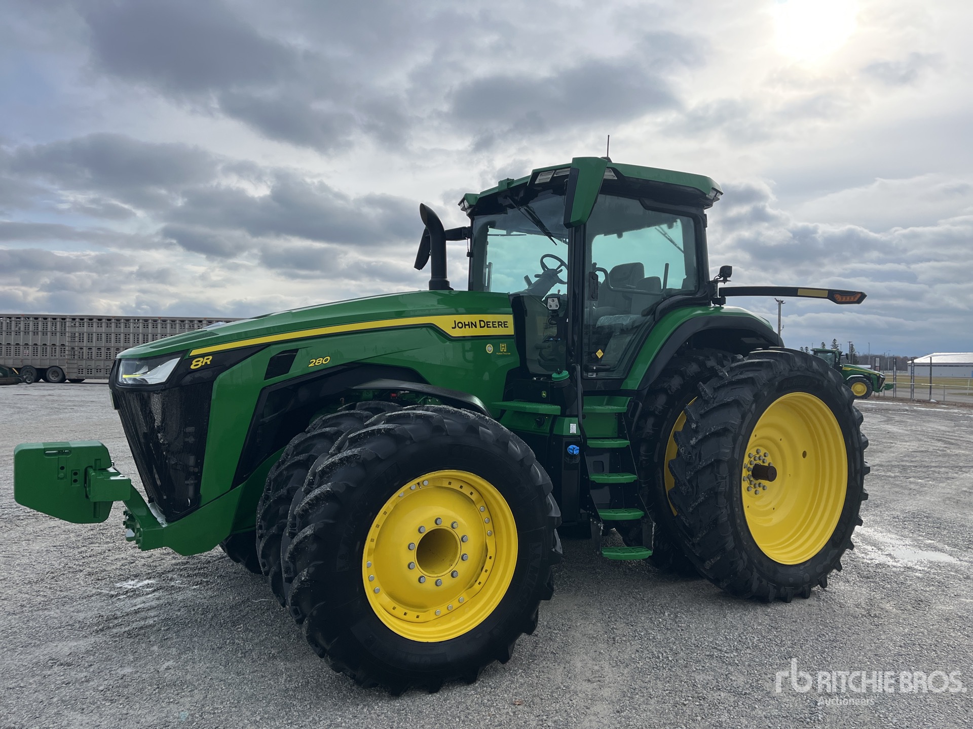 General Appearance with Picture, Left Front Corner