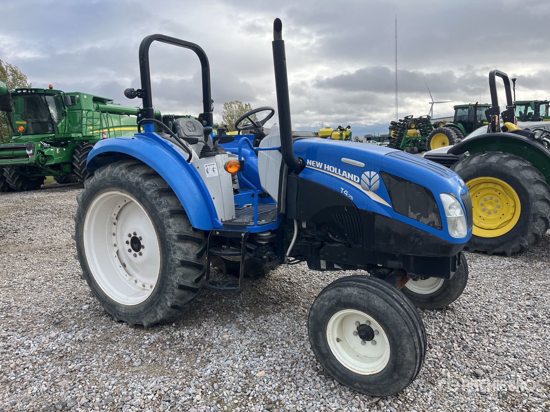 General Appearance with Picture, Right Front Corner