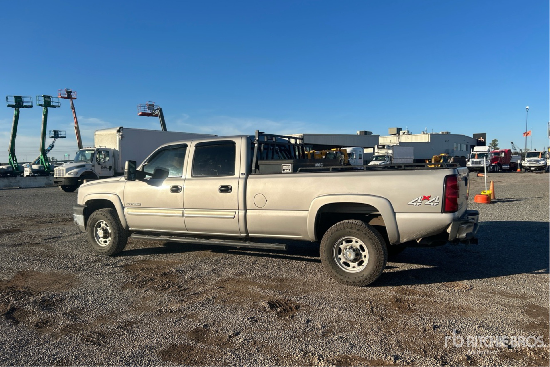 General Appearance with Picture, Left Rear Corner