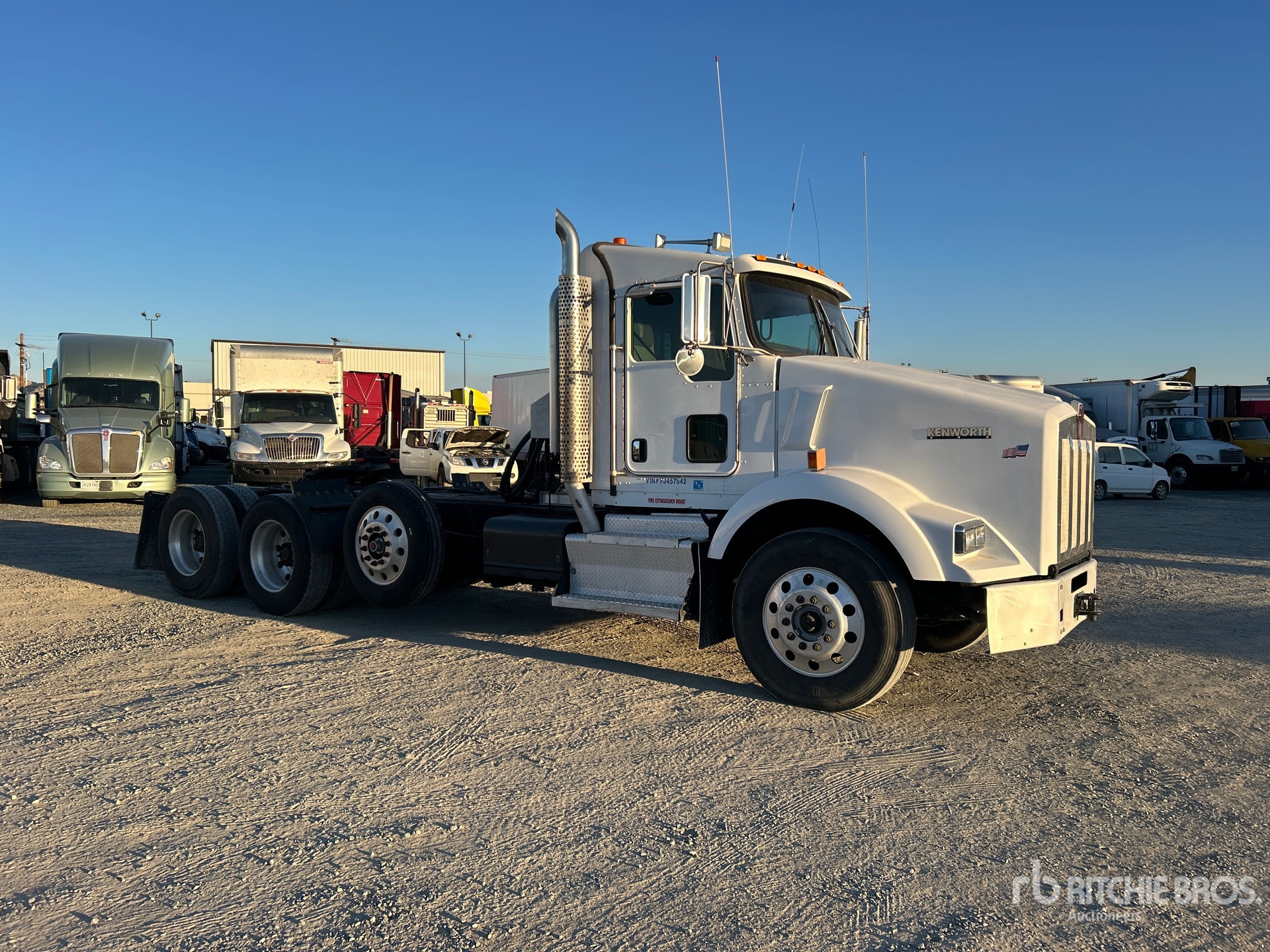 General Appearance with Picture, Right Front Corner