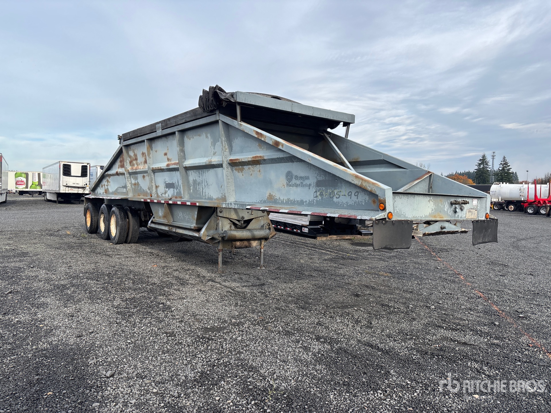 General Appearance with Image, coin avant droit