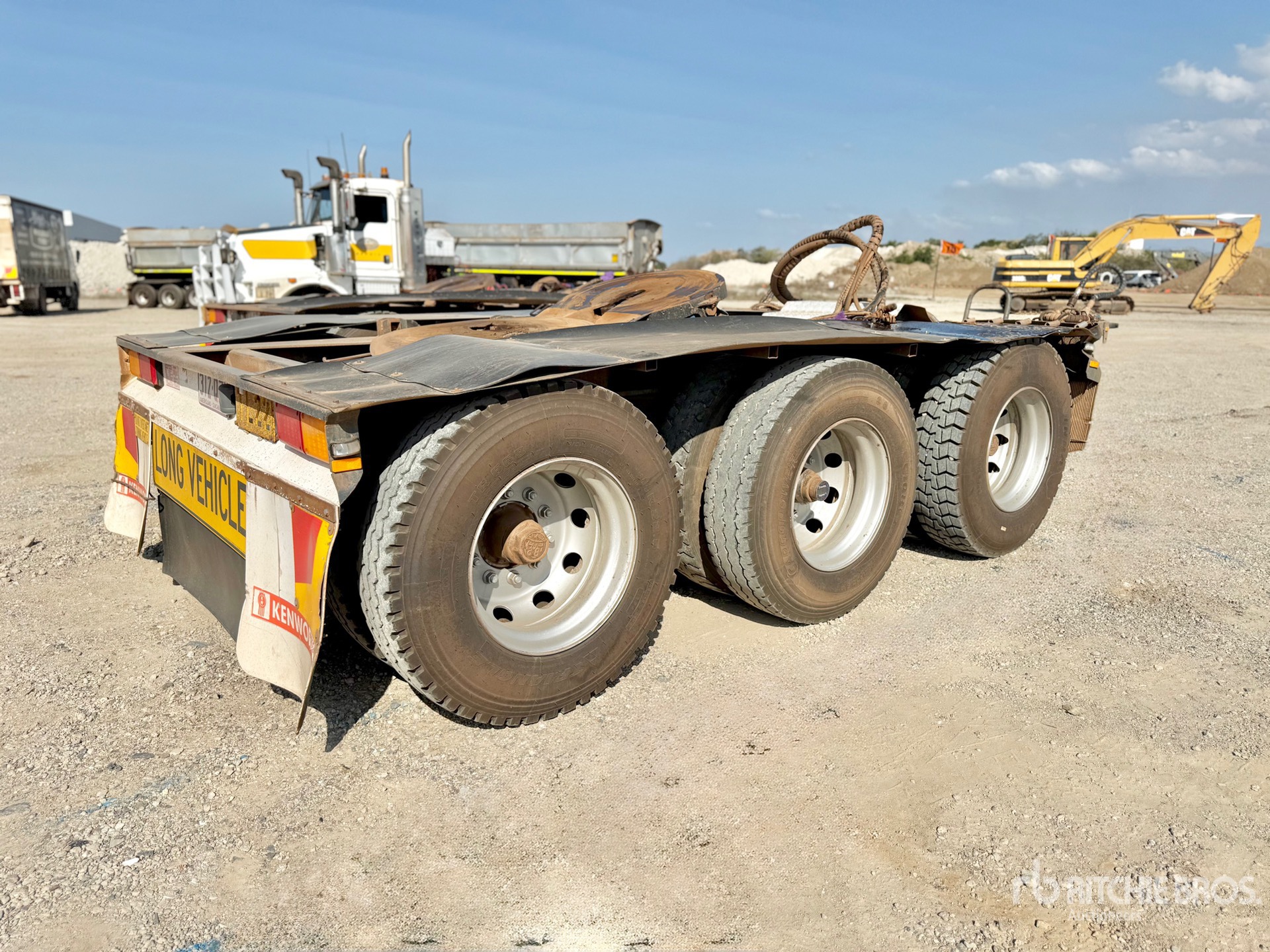 General Appearance with Bild, Ecke hinten links