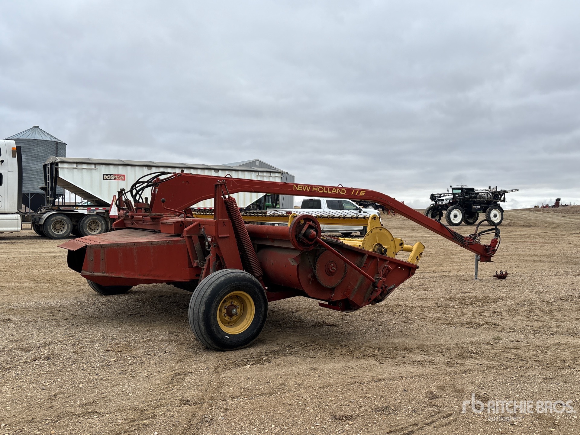 General Appearance with Foto, angolo anteriore sinistro