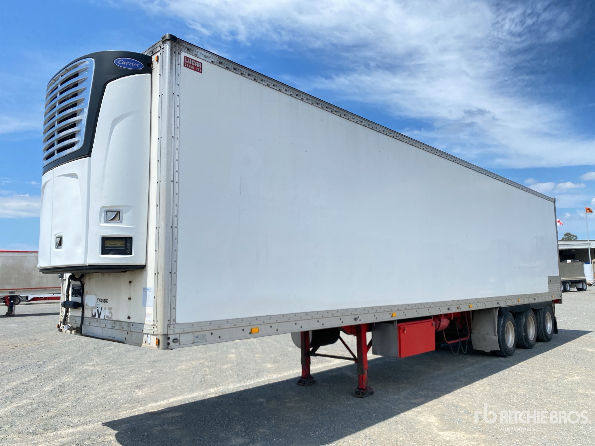 General Appearance with Bild, Ecke vorne rechts