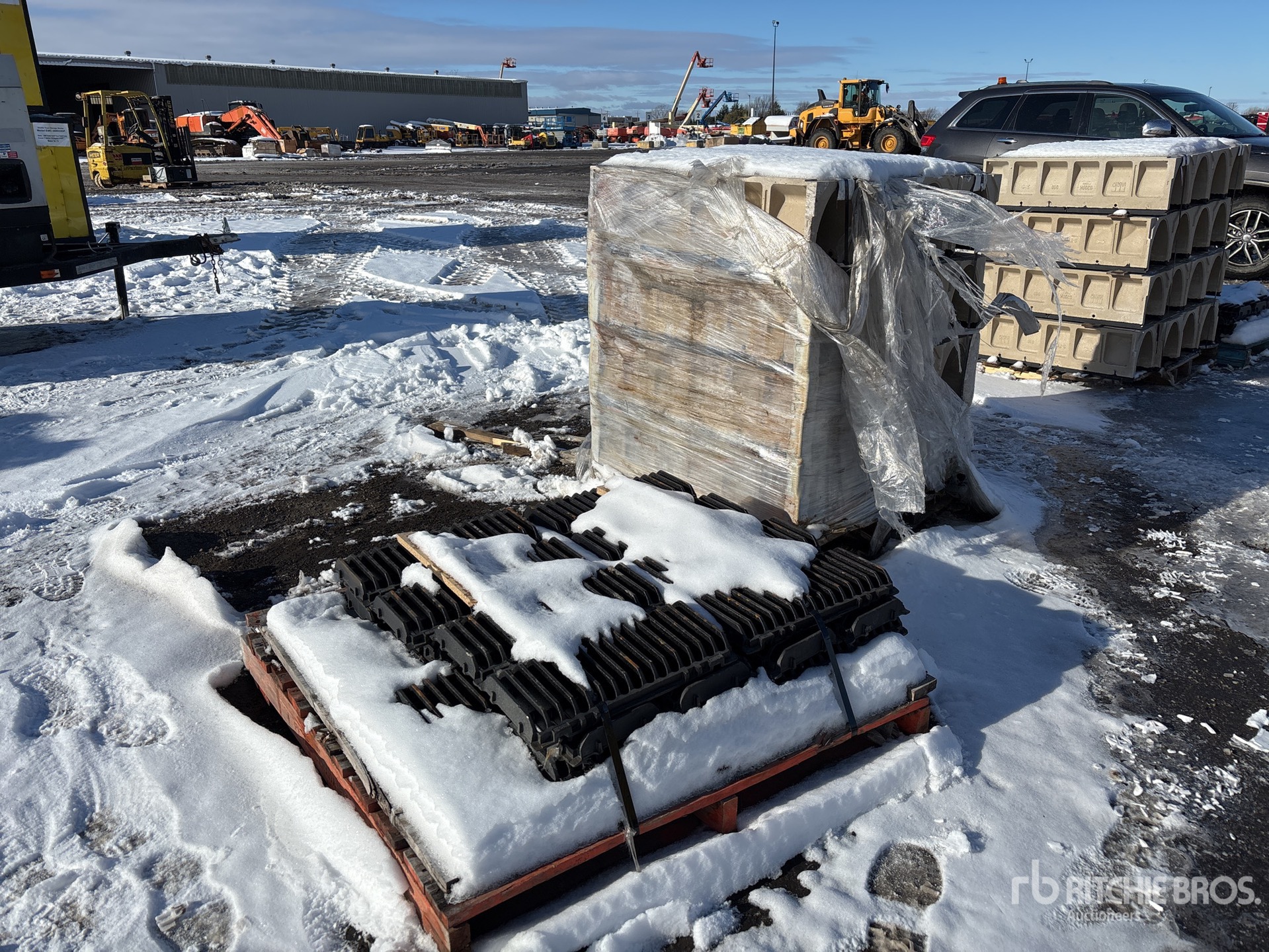 General Appearance with Bild, Ecke vorne rechts