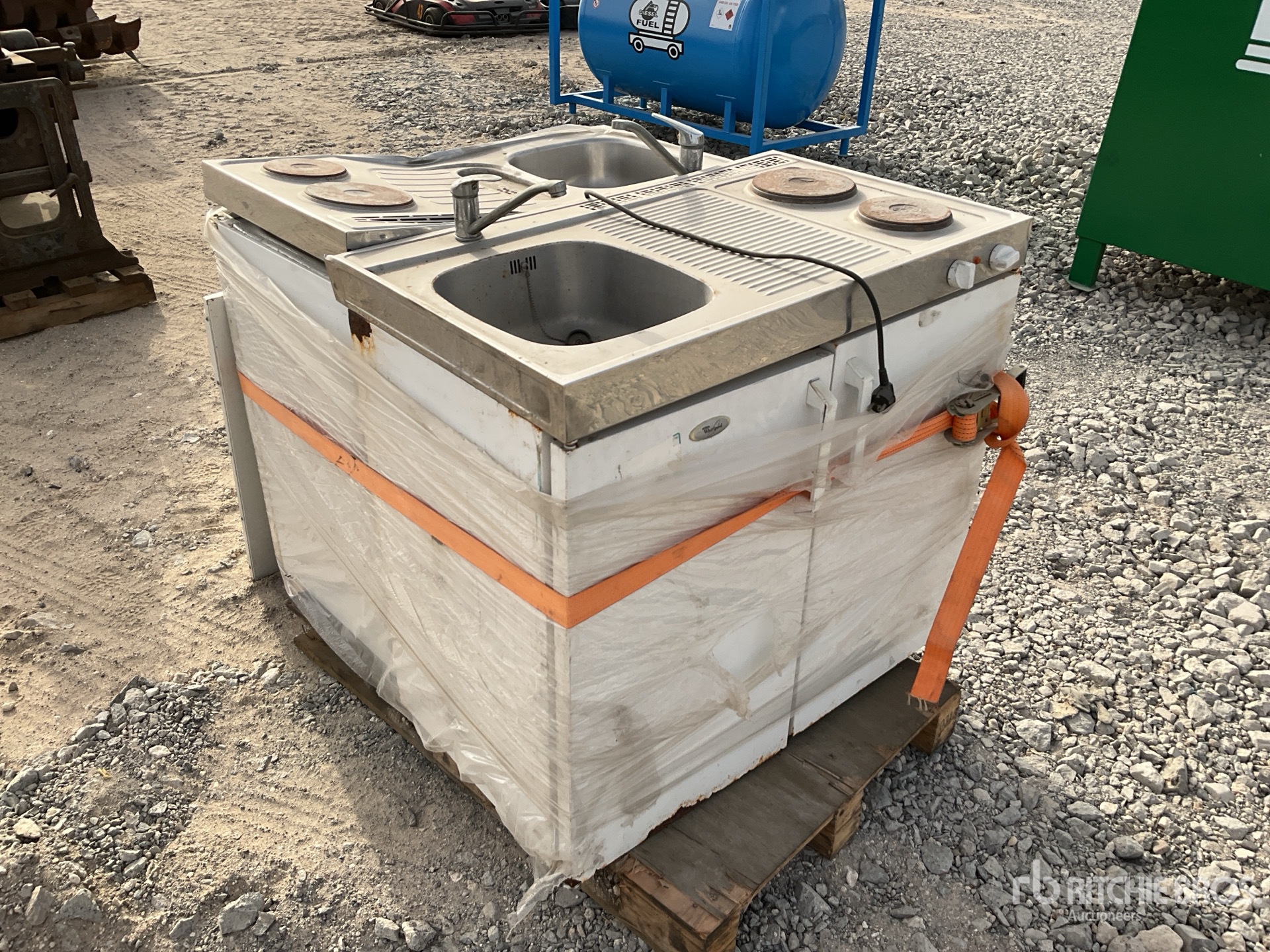 General Appearance with Imagen: esquina trasera derecha