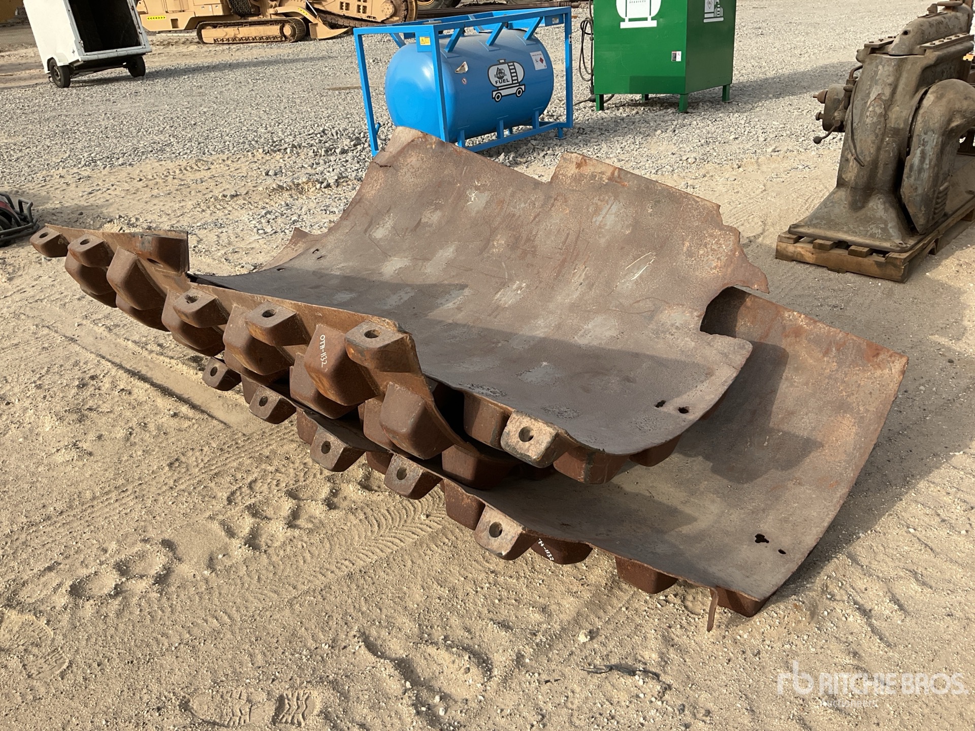 Aspect général with Image, coin arrière droit