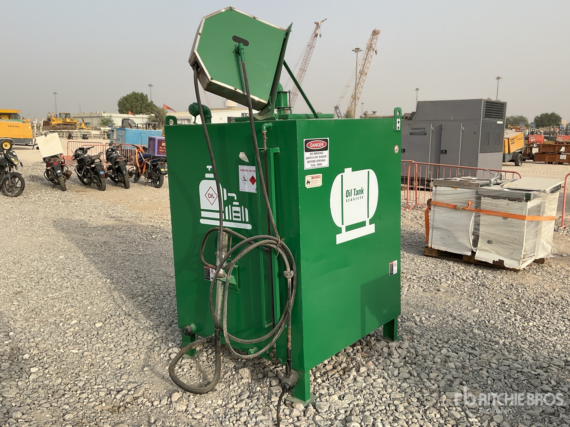 General Appearance with Picture, Left Front Corner