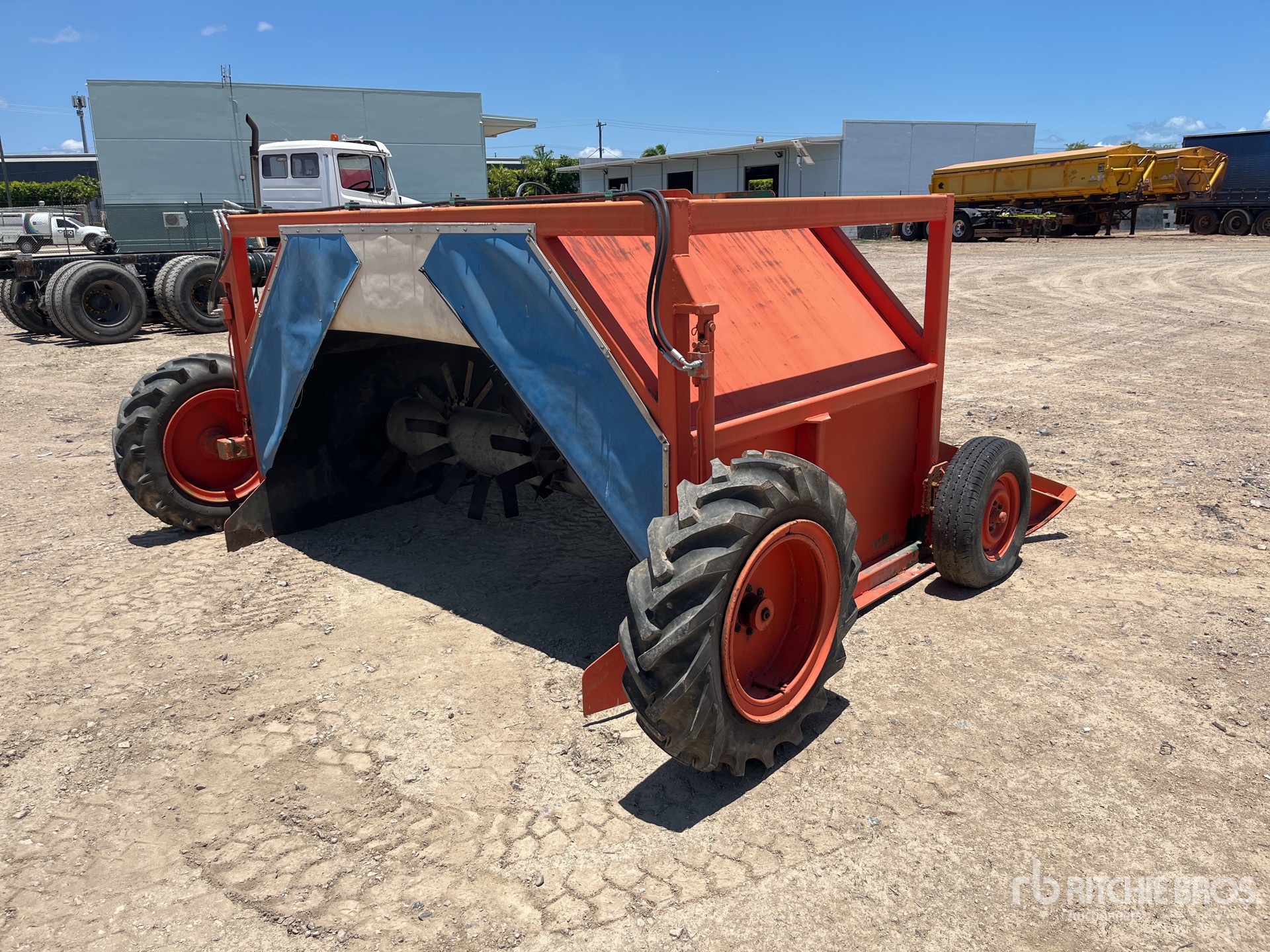 General Appearance with Picture, Right Rear Corner