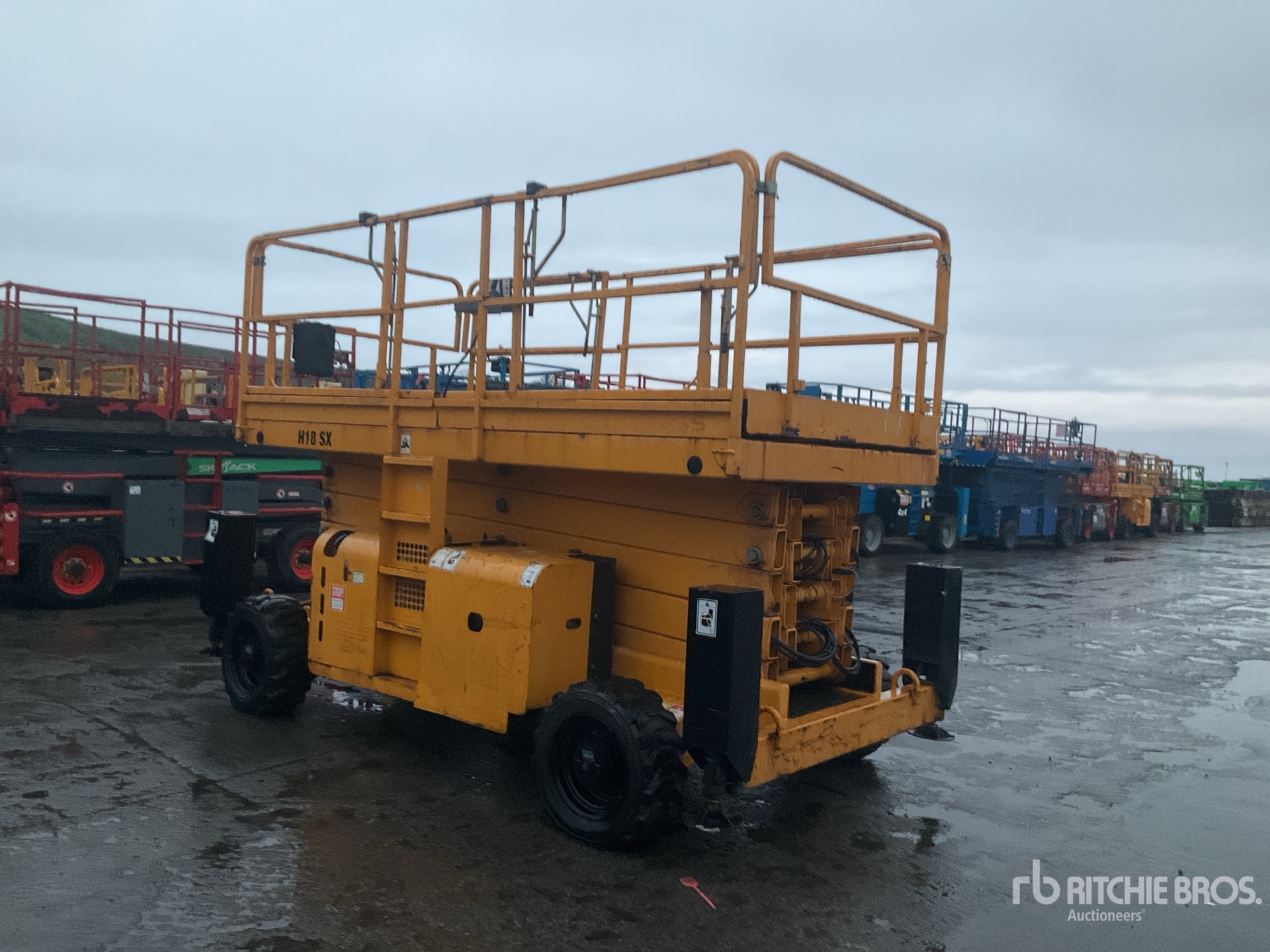 General Appearance with Imagen: esquina delantera derecha