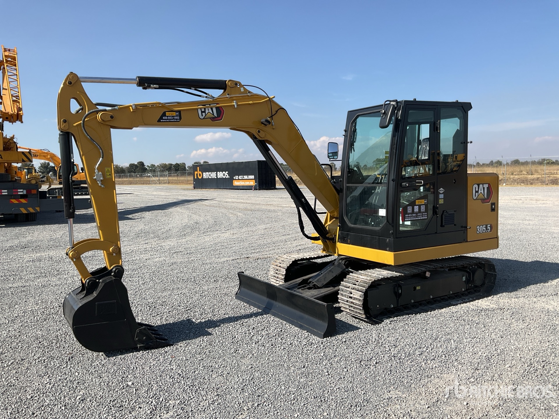 General Appearance with Featured Photo