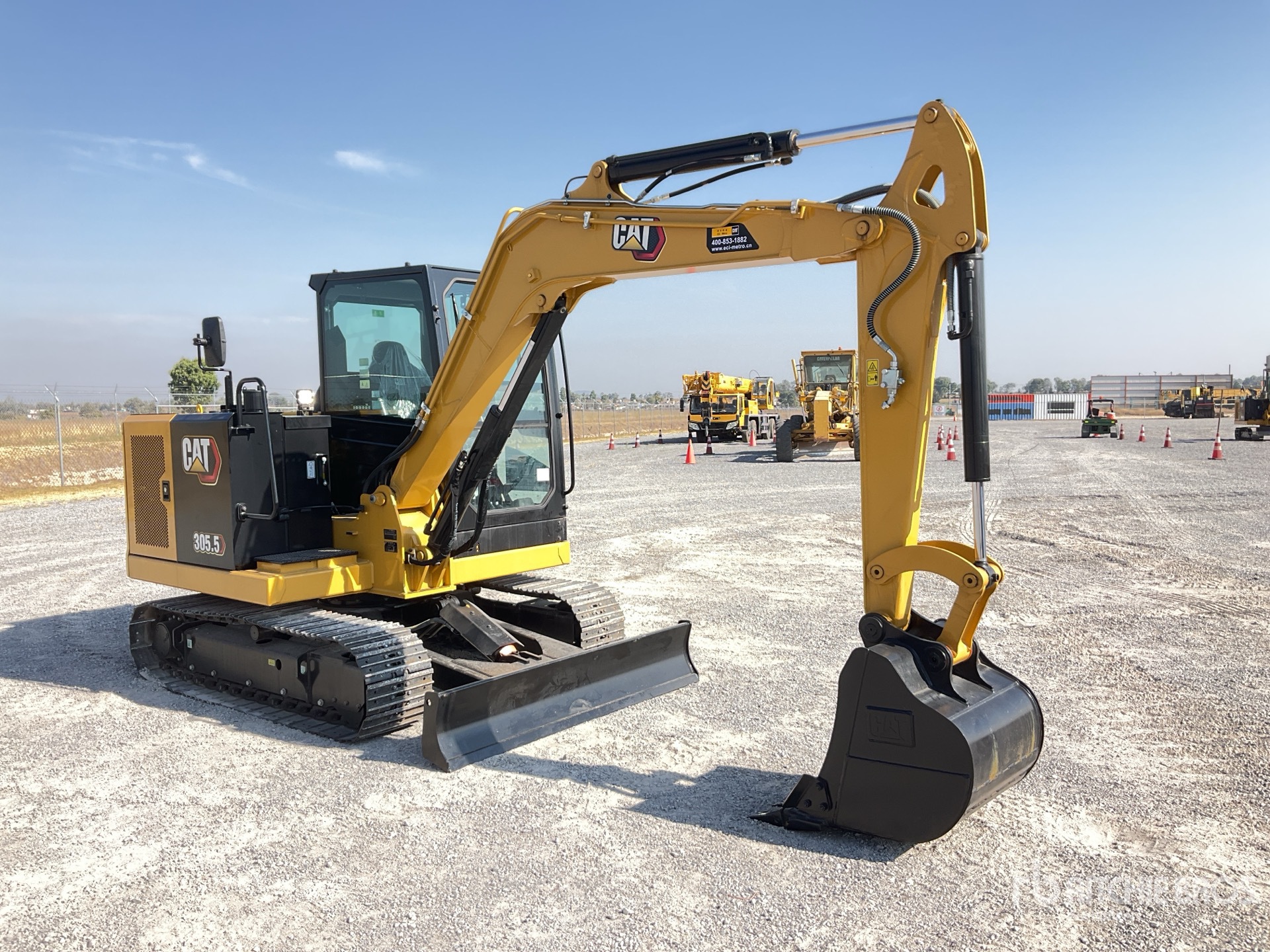 General Appearance with Imagen: esquina delantera derecha