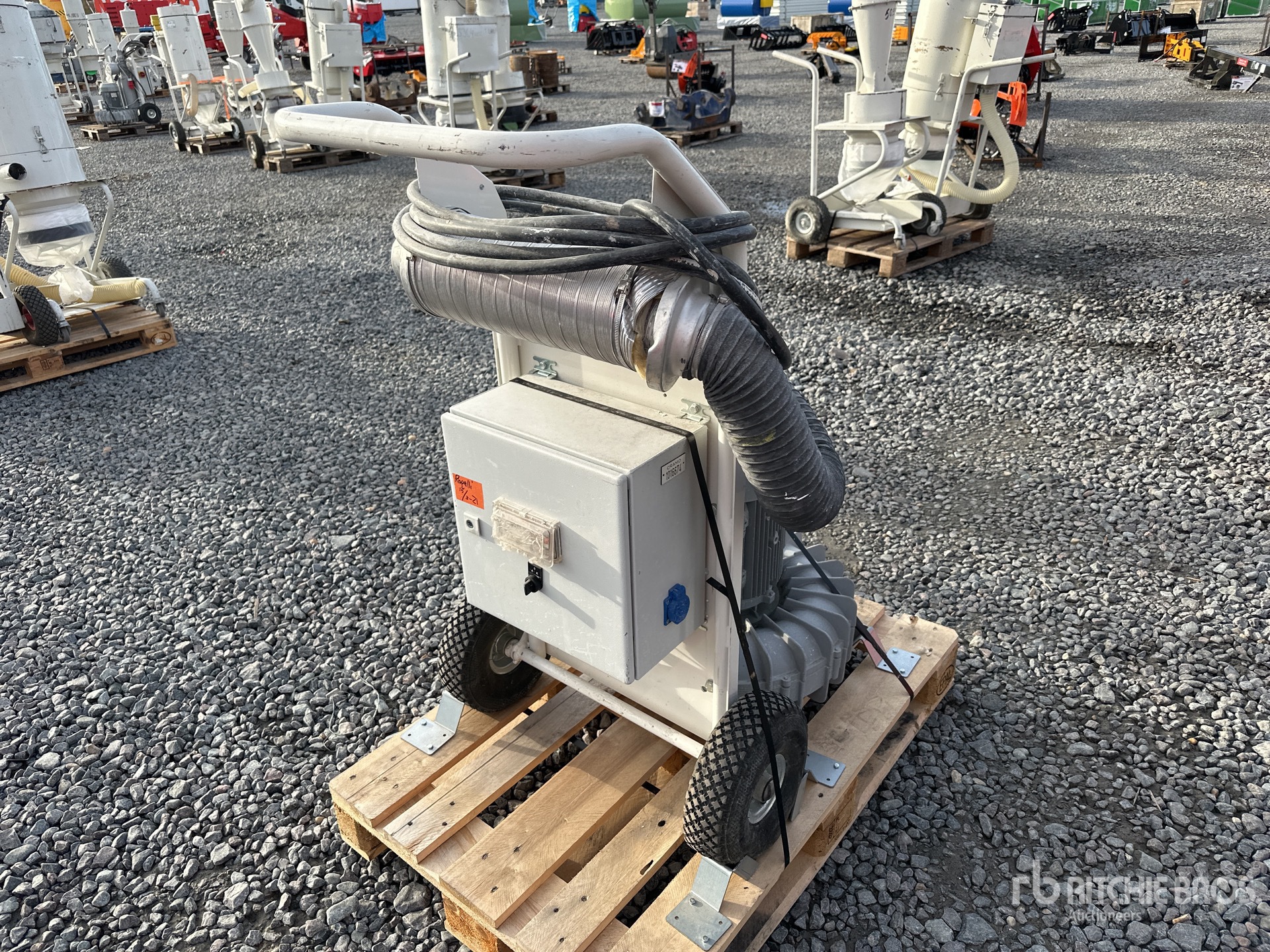 General Appearance with Image, coin arrière droit