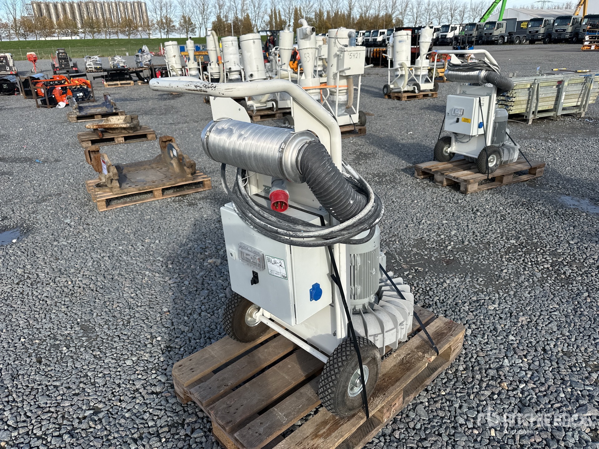 General Appearance with Image, coin arrière droit