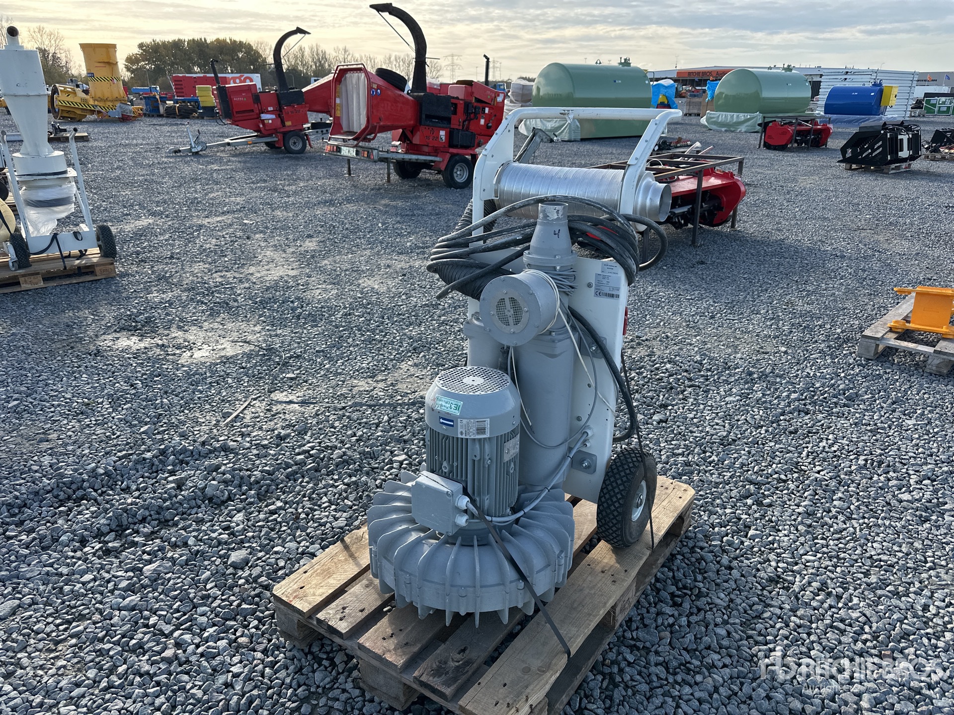 General Appearance with Image, coin avant gauche