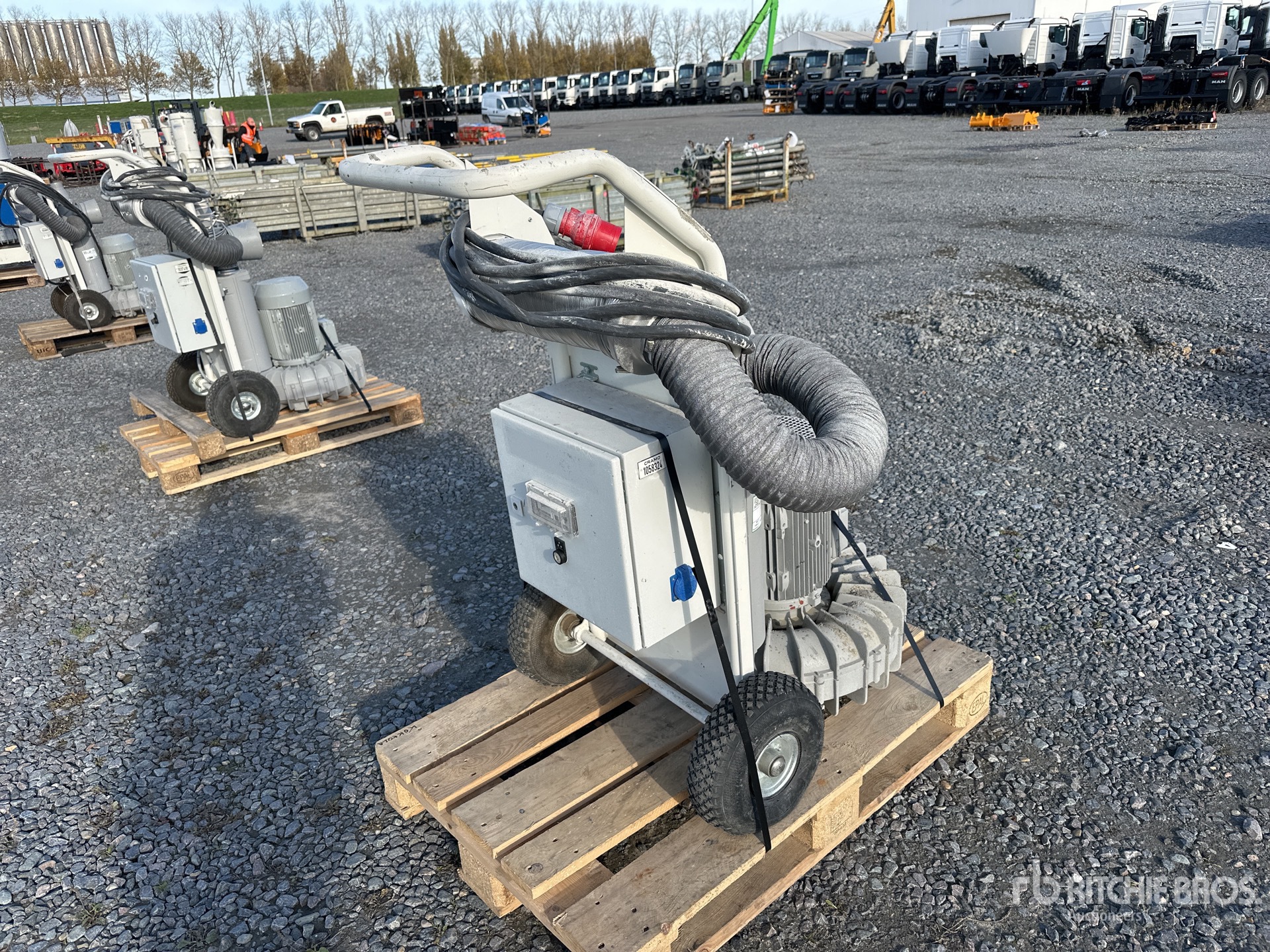 General Appearance with Image, coin arrière droit