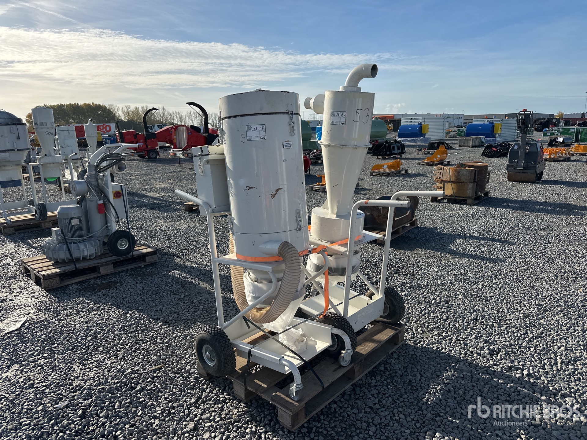 General Appearance with Image, coin avant gauche