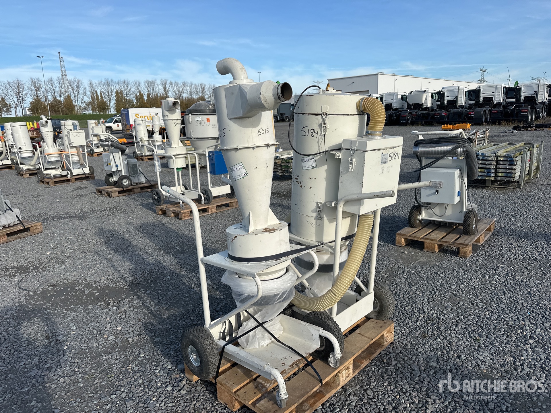 General Appearance with Image, coin arrière droit