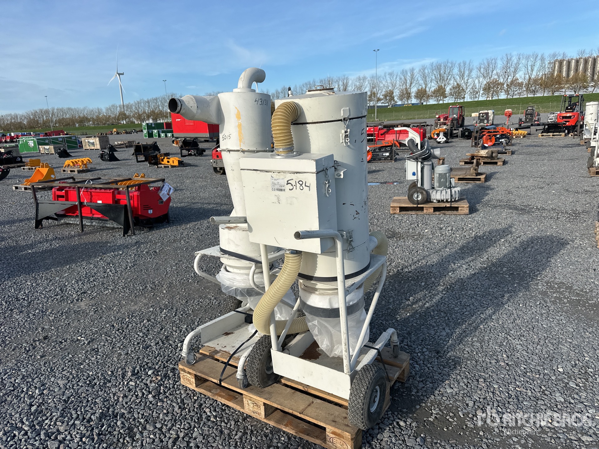 General Appearance with Image, coin avant droit