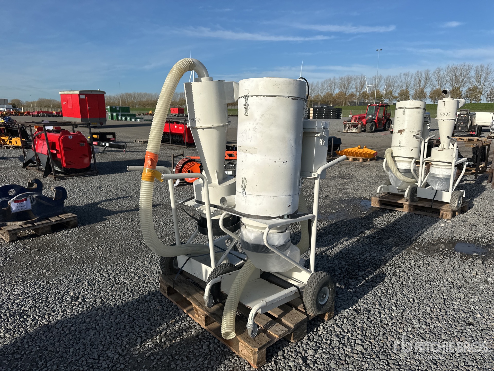 General Appearance with Image, coin avant droit