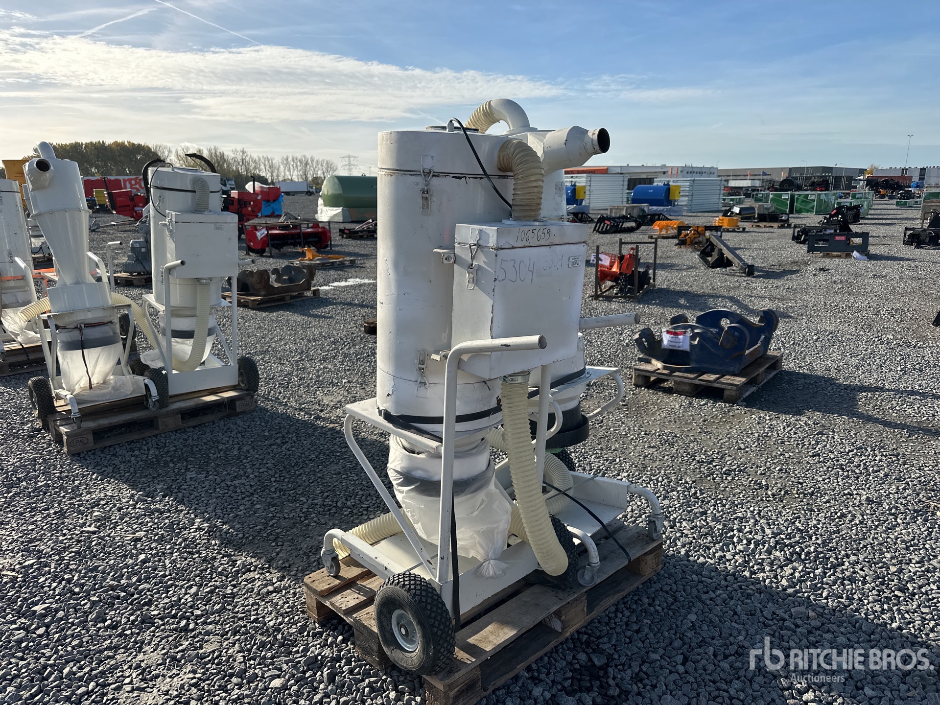 General Appearance with Image, coin avant gauche