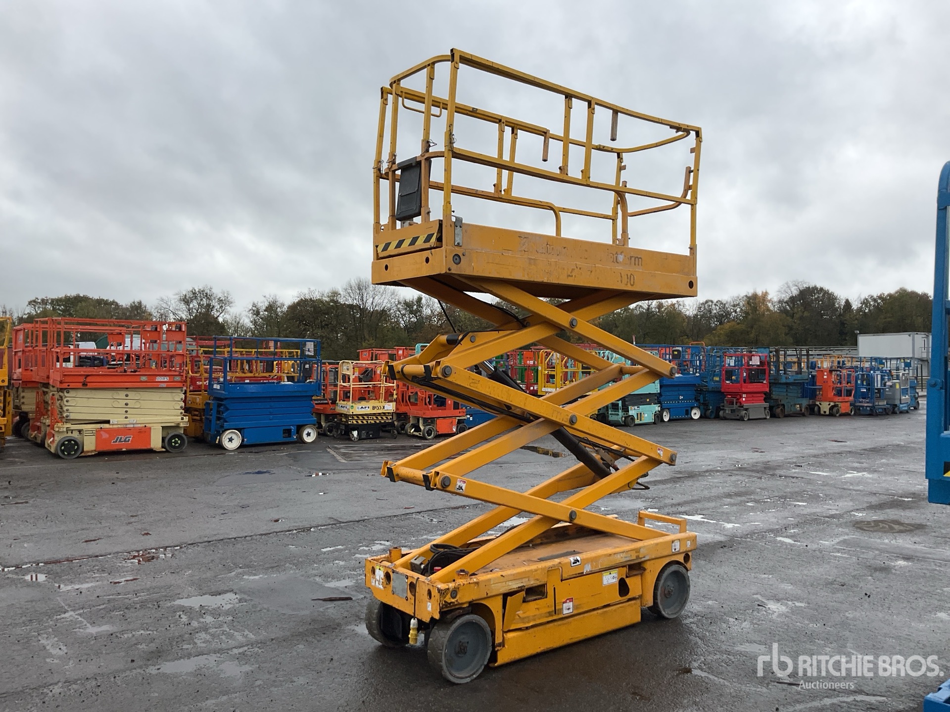 General Appearance with Featured Photo