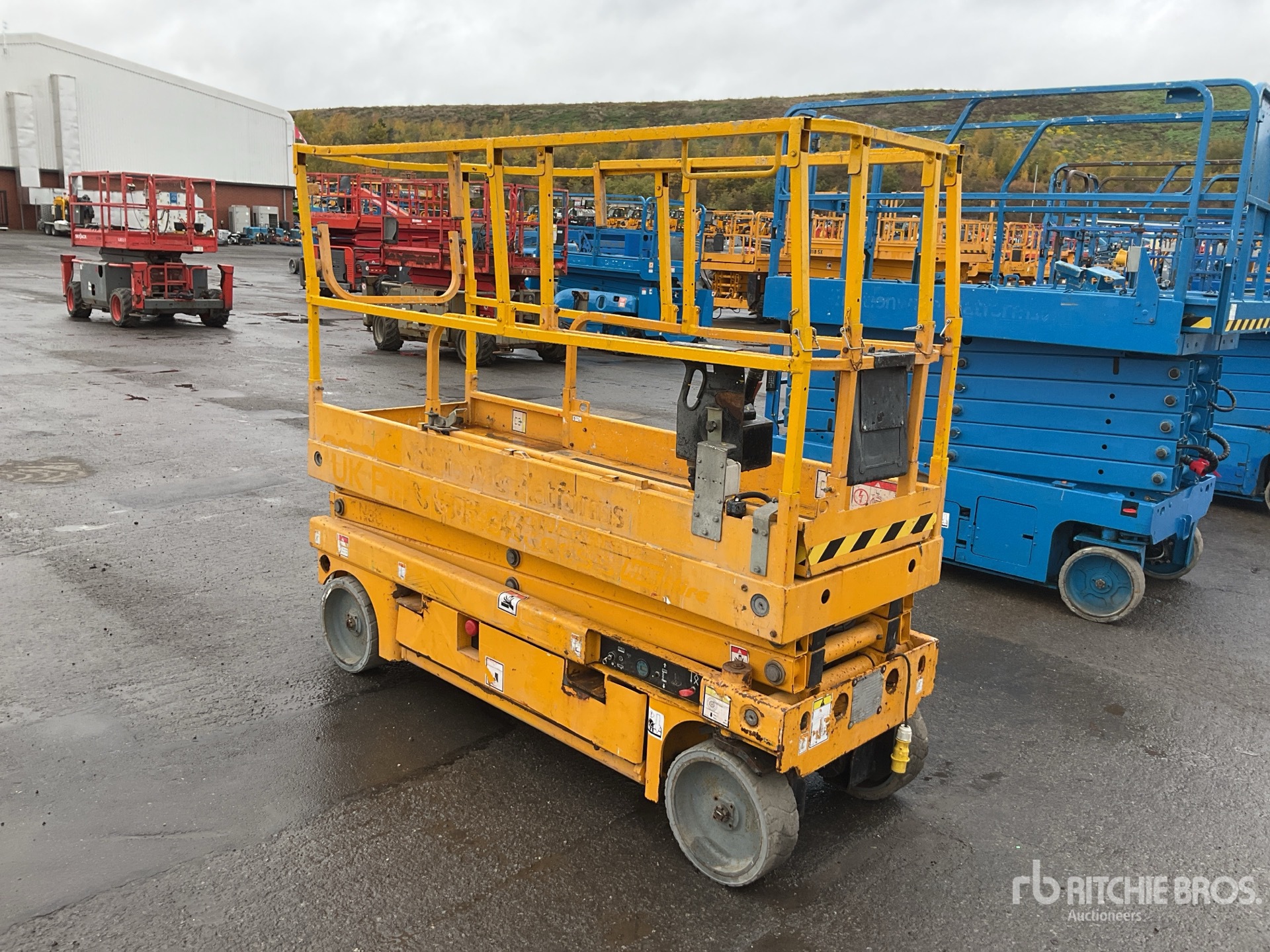 General Appearance with Picture, Right Front Corner