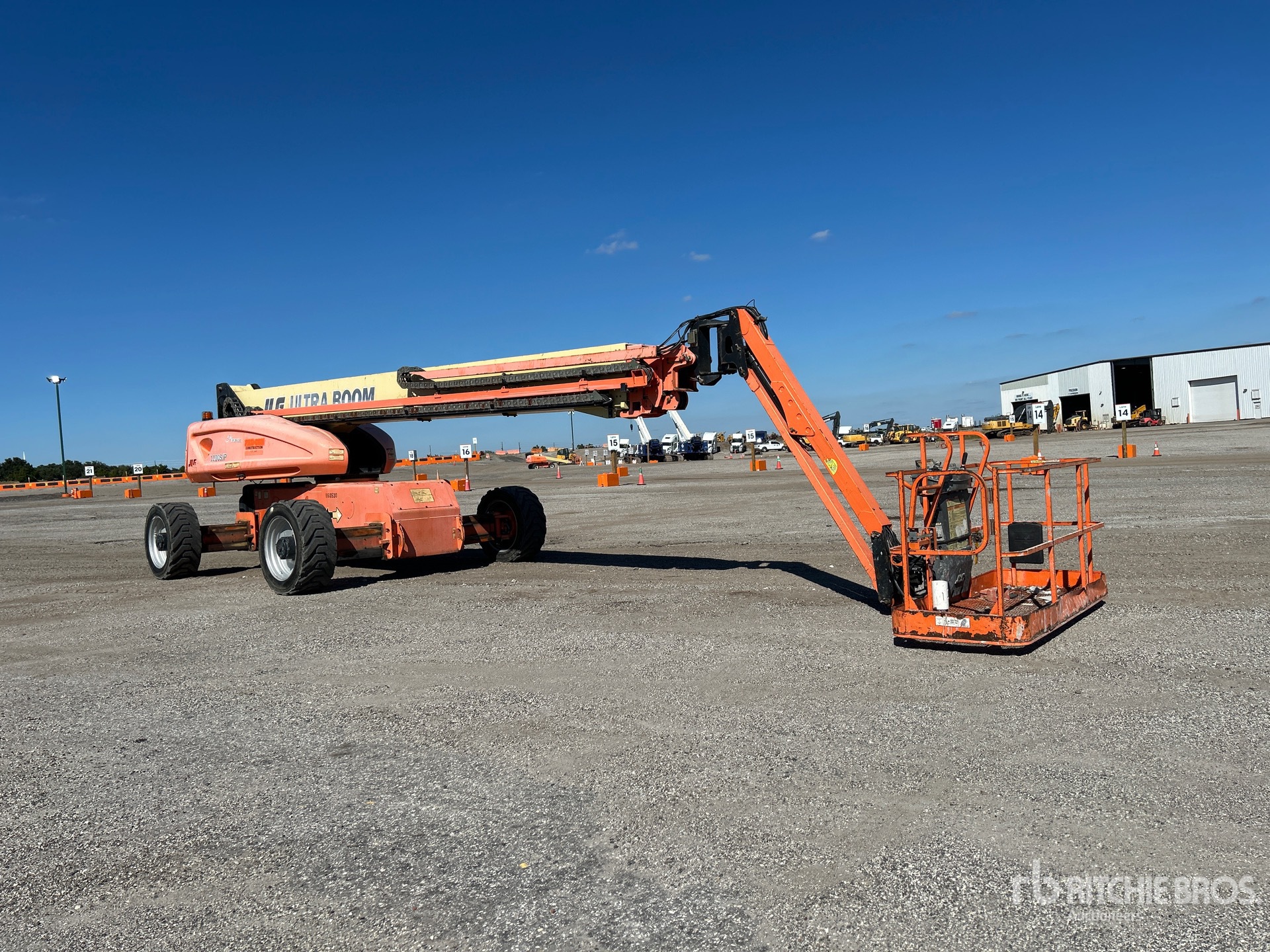 General Appearance with Bild, Ecke vorne rechts