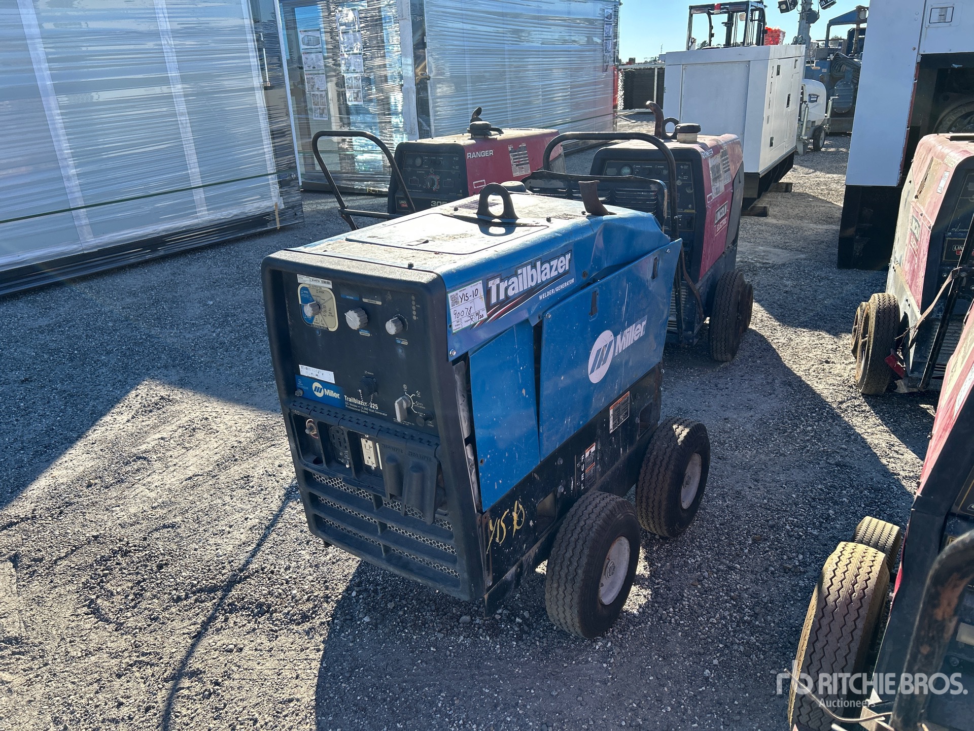 General Appearance with Bild, Ecke vorne links