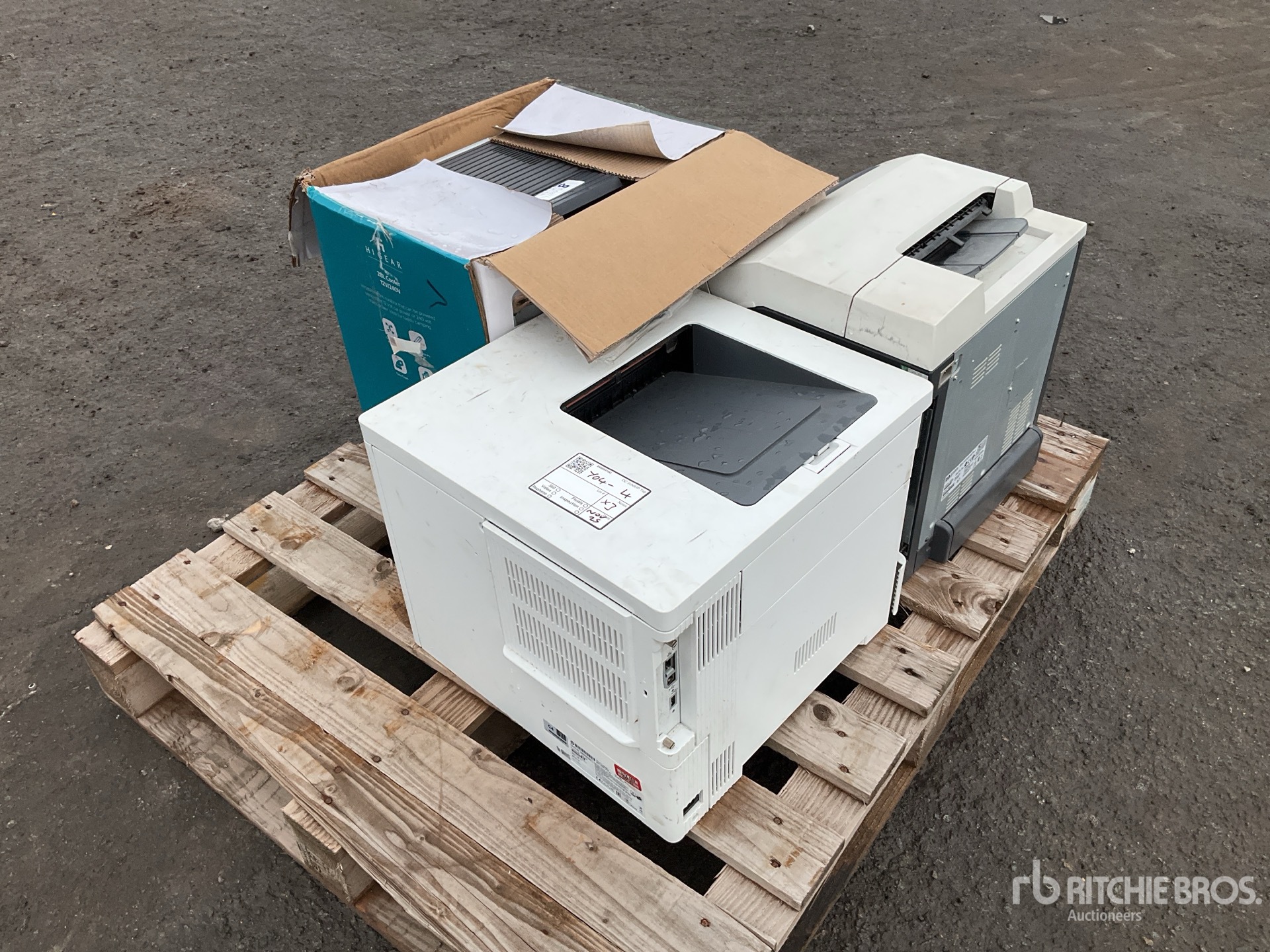 General Appearance with Bild, Ecke hinten rechts