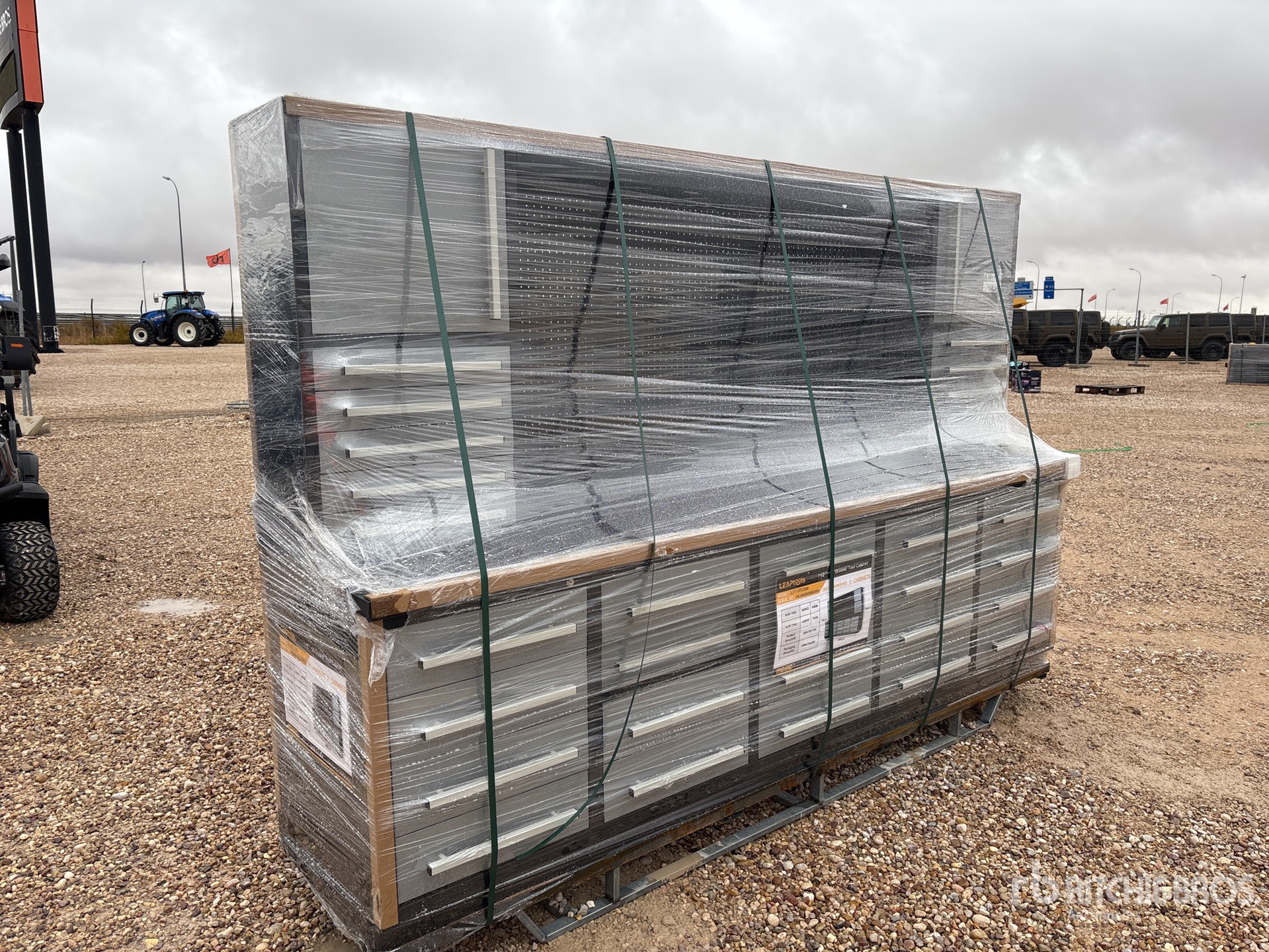 General Appearance with Picture, Left Front Corner