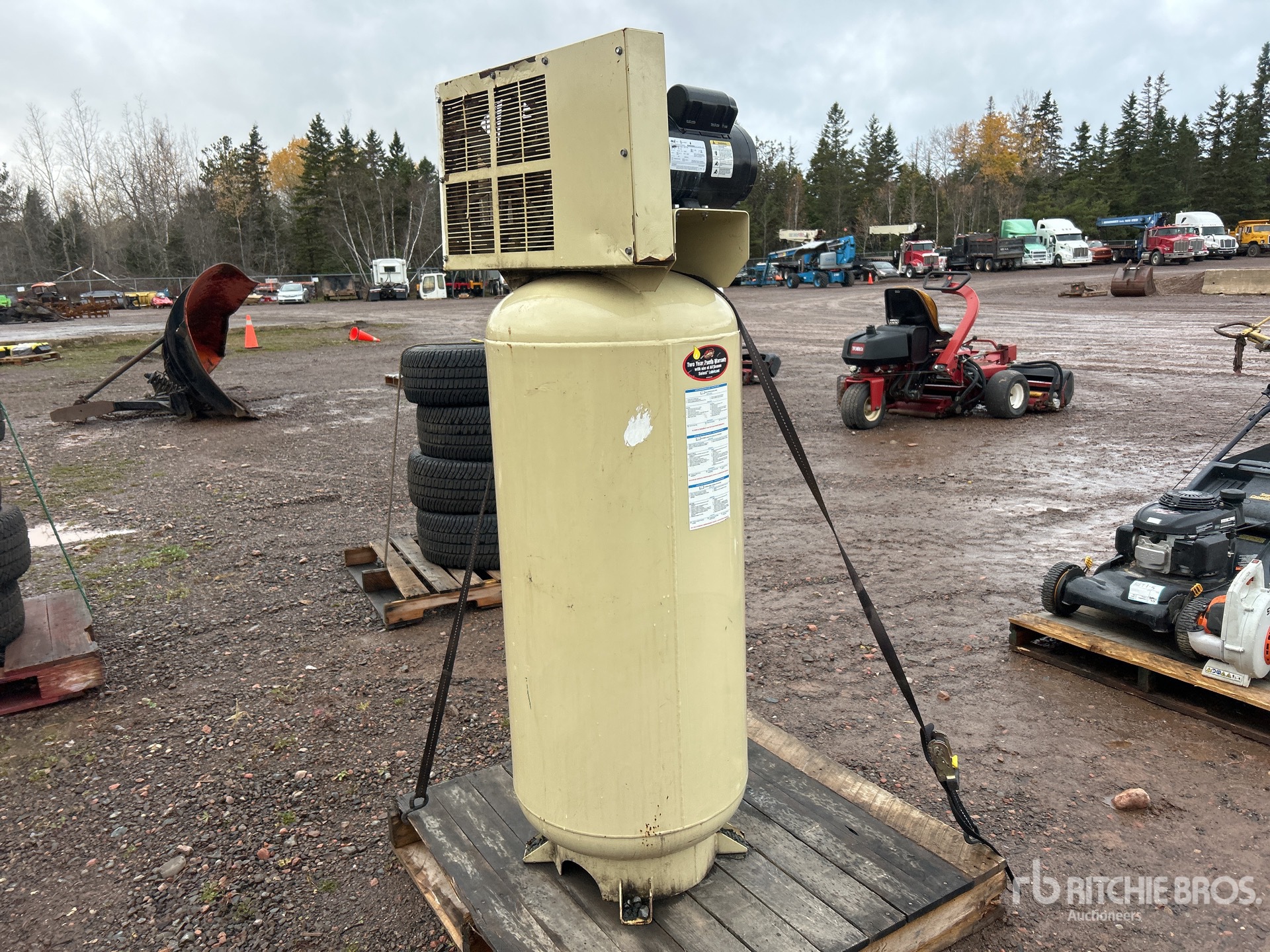 General Appearance with Picture, Right Rear Corner