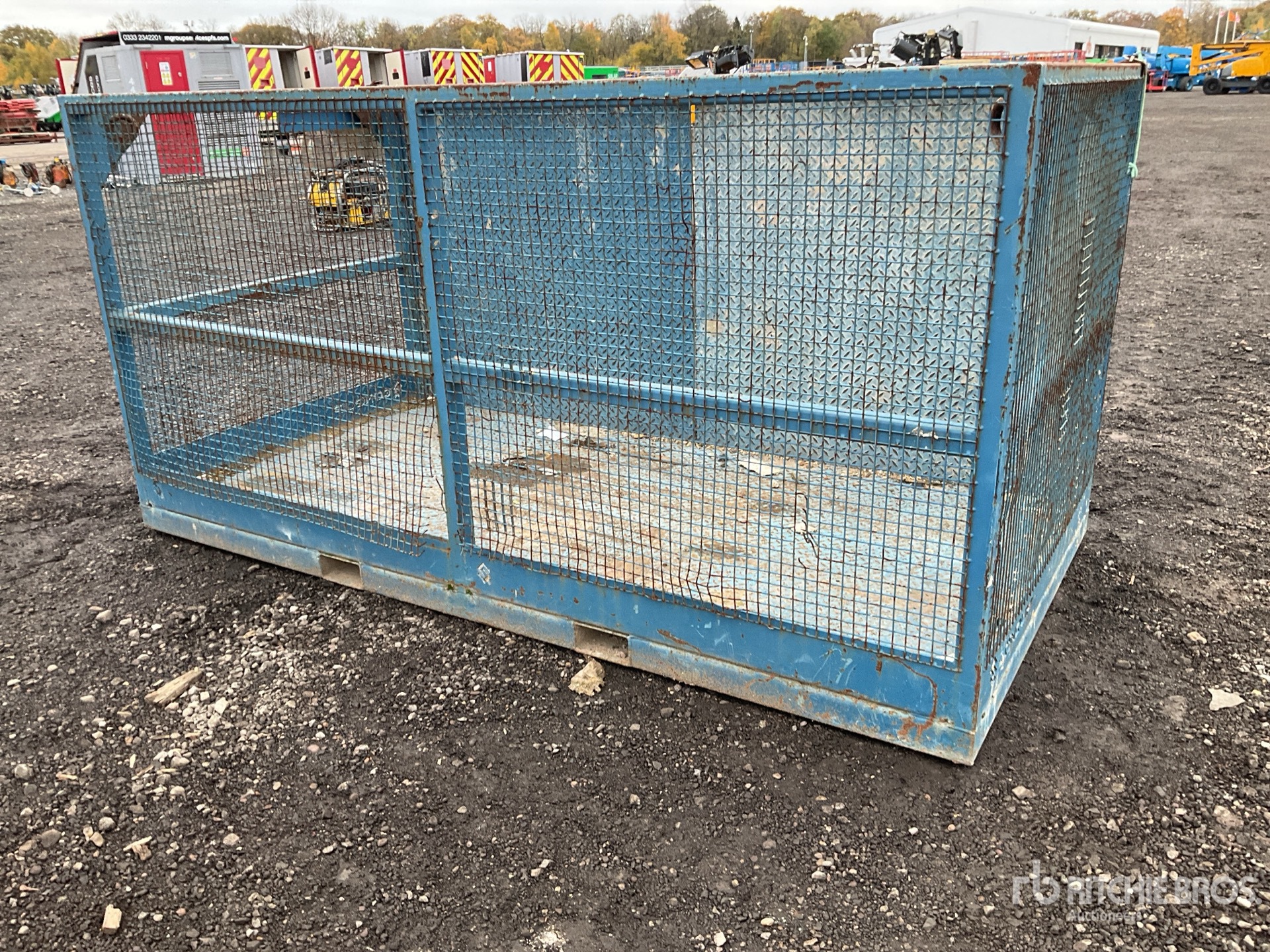 Aspect général with Image, coin arrière gauche