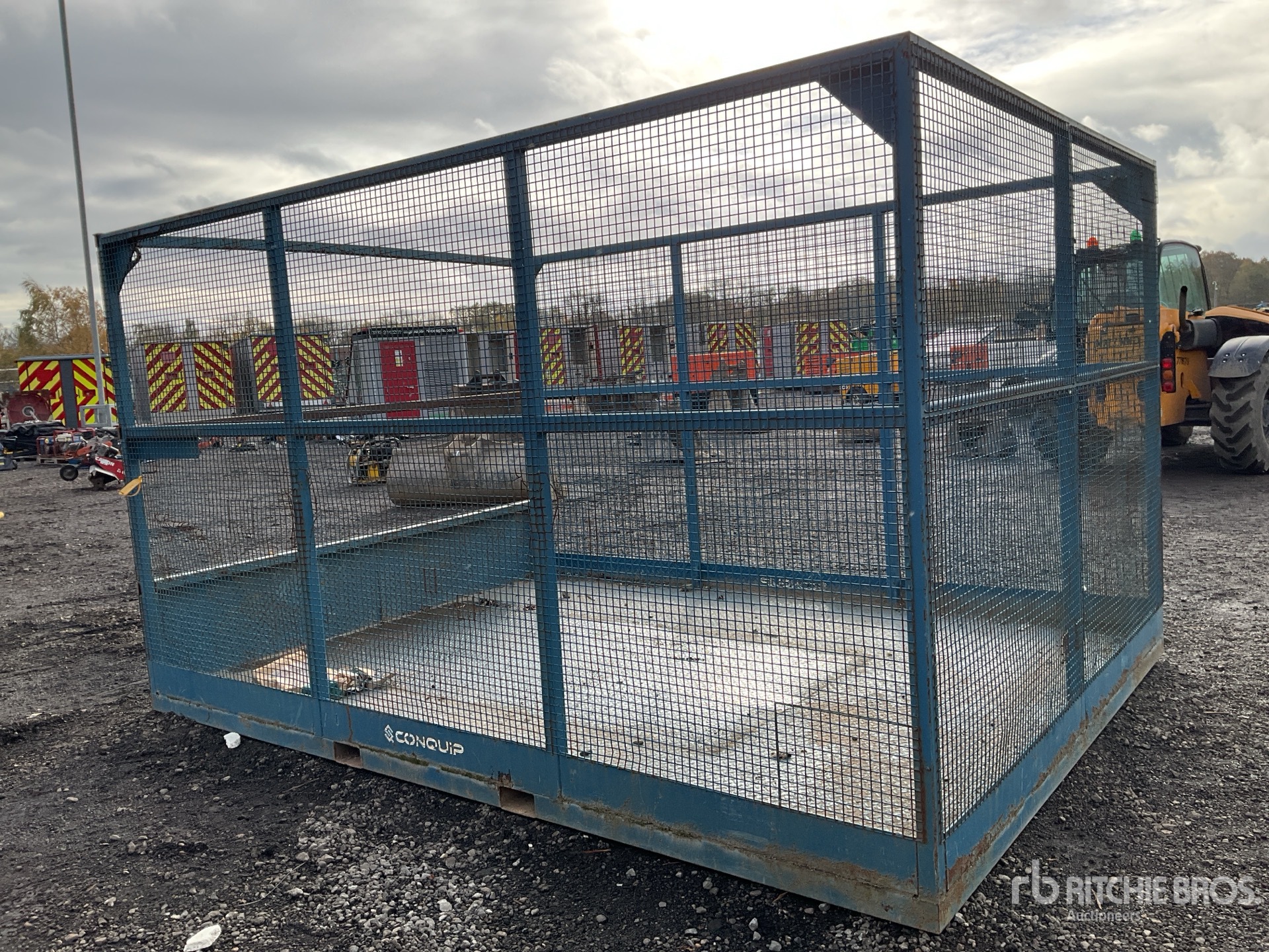 Aspect général with Image, coin avant droit