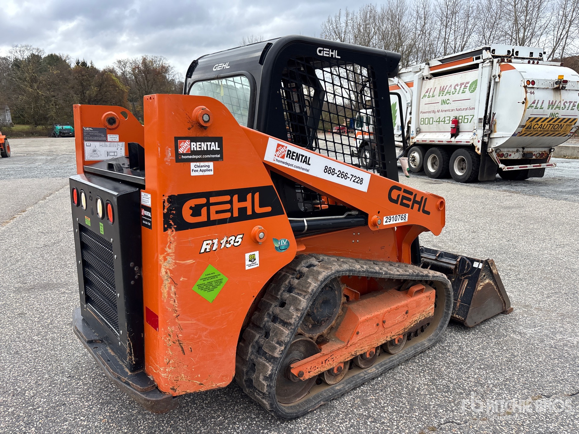 General Appearance with Picture, Right Rear Corner