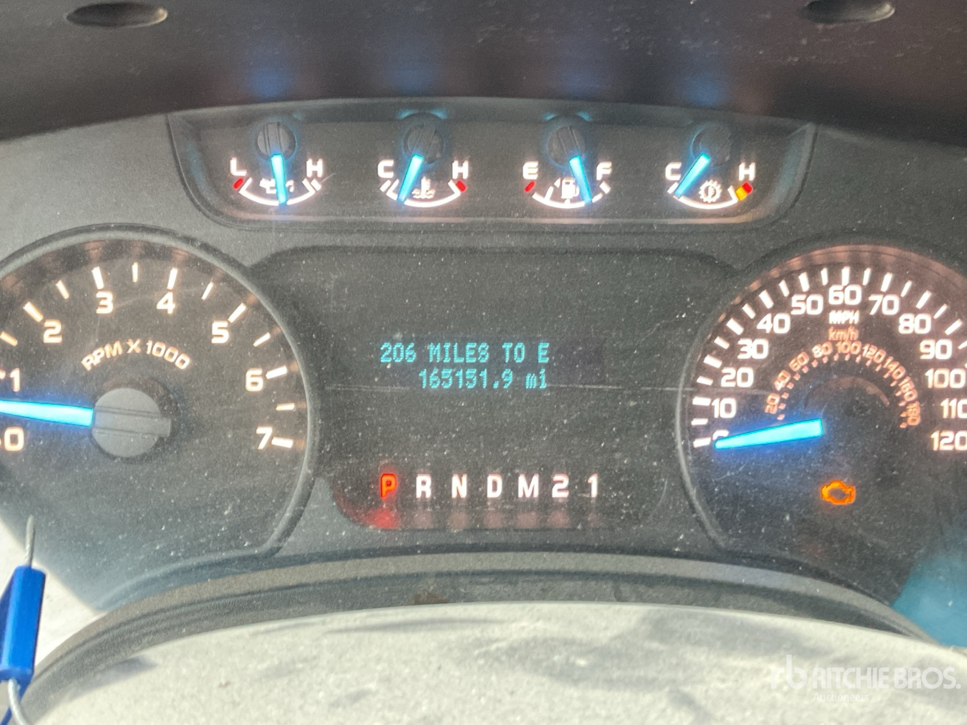 General Appearance with Horímetro / Odómetro