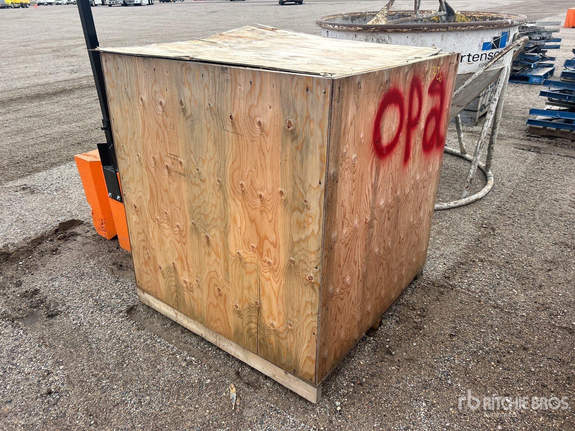 General Appearance with Picture, Right Front Corner