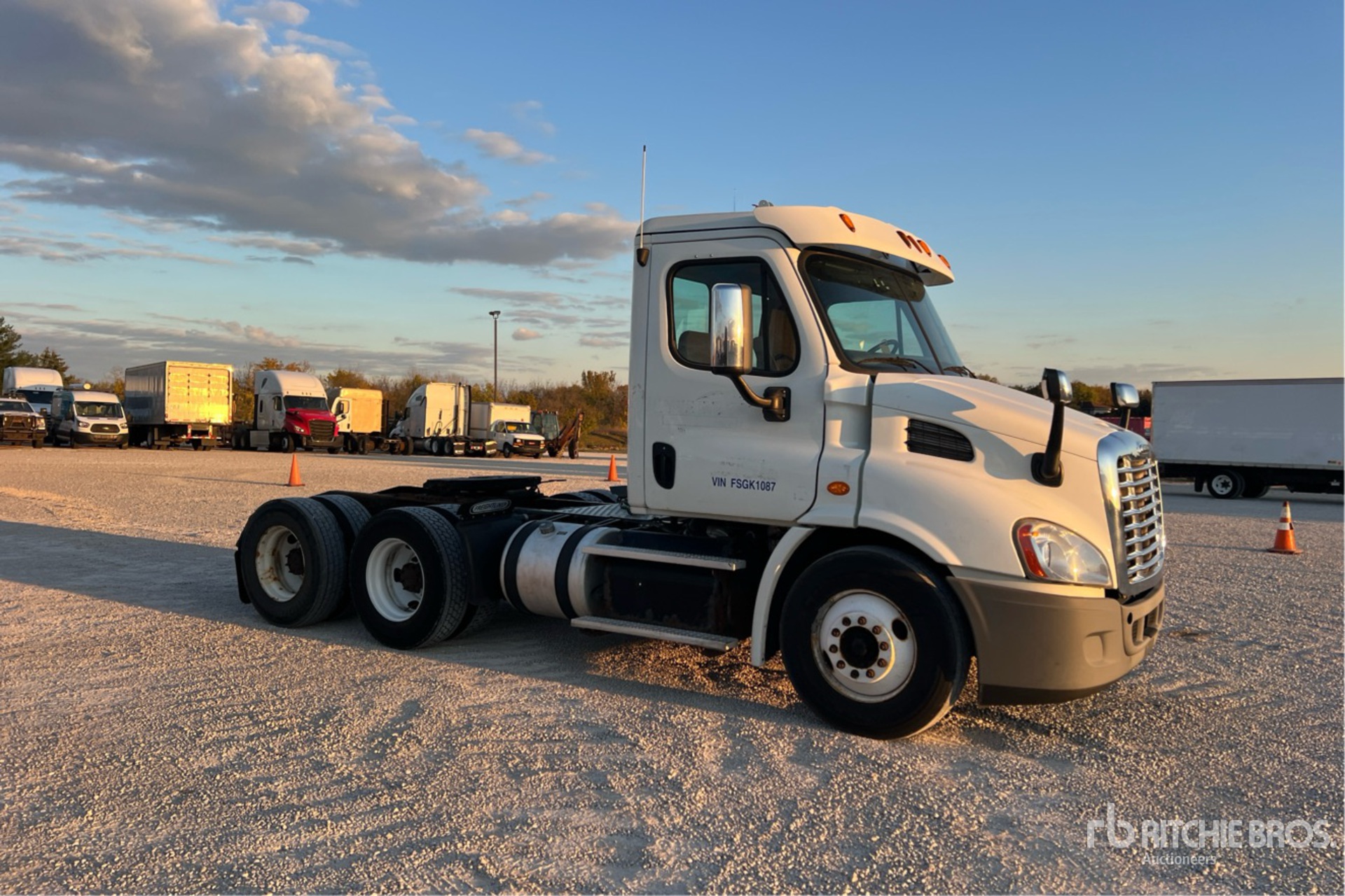 General Appearance with Imagen: esquina delantera derecha