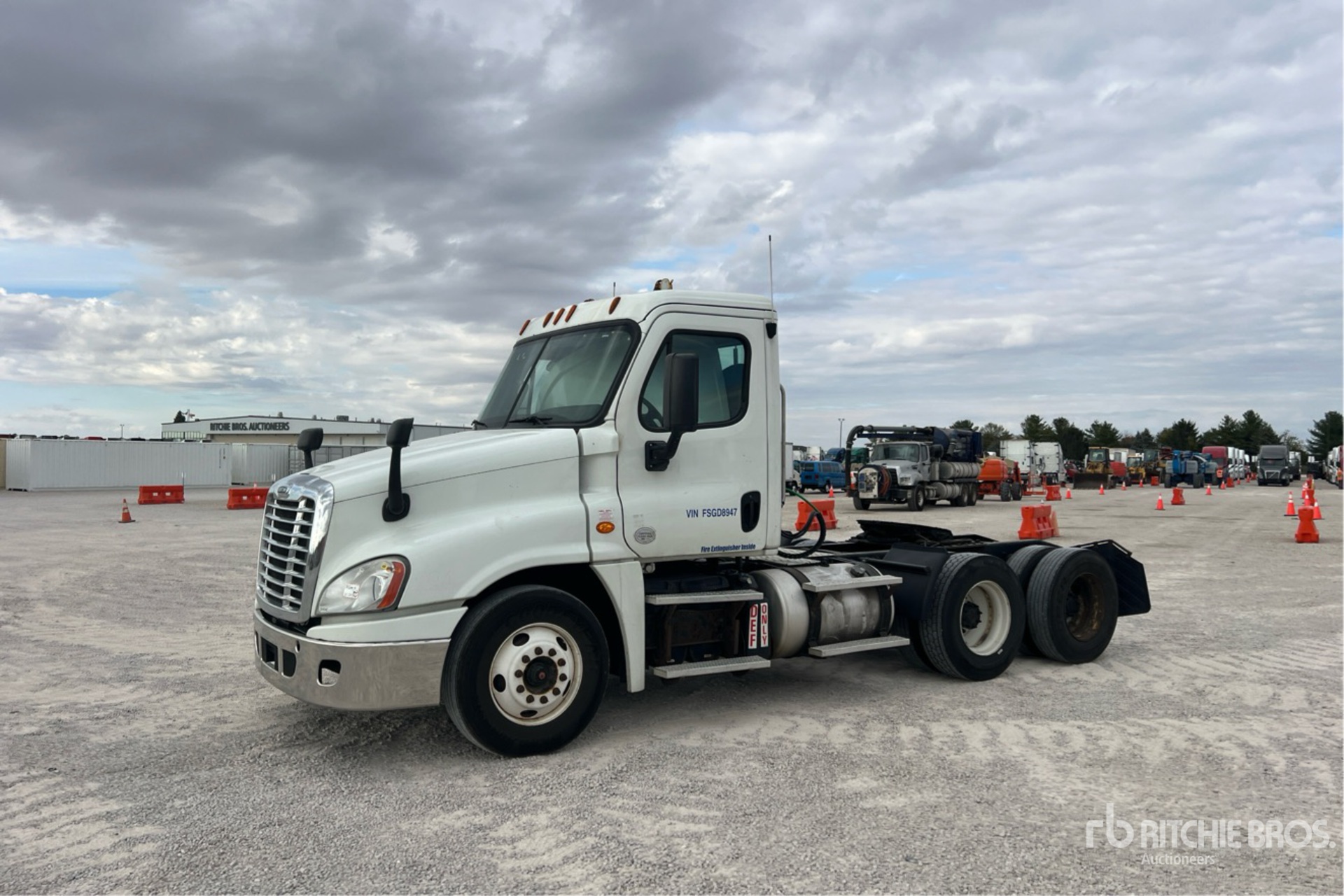 General Appearance with Picture, Left Front Corner