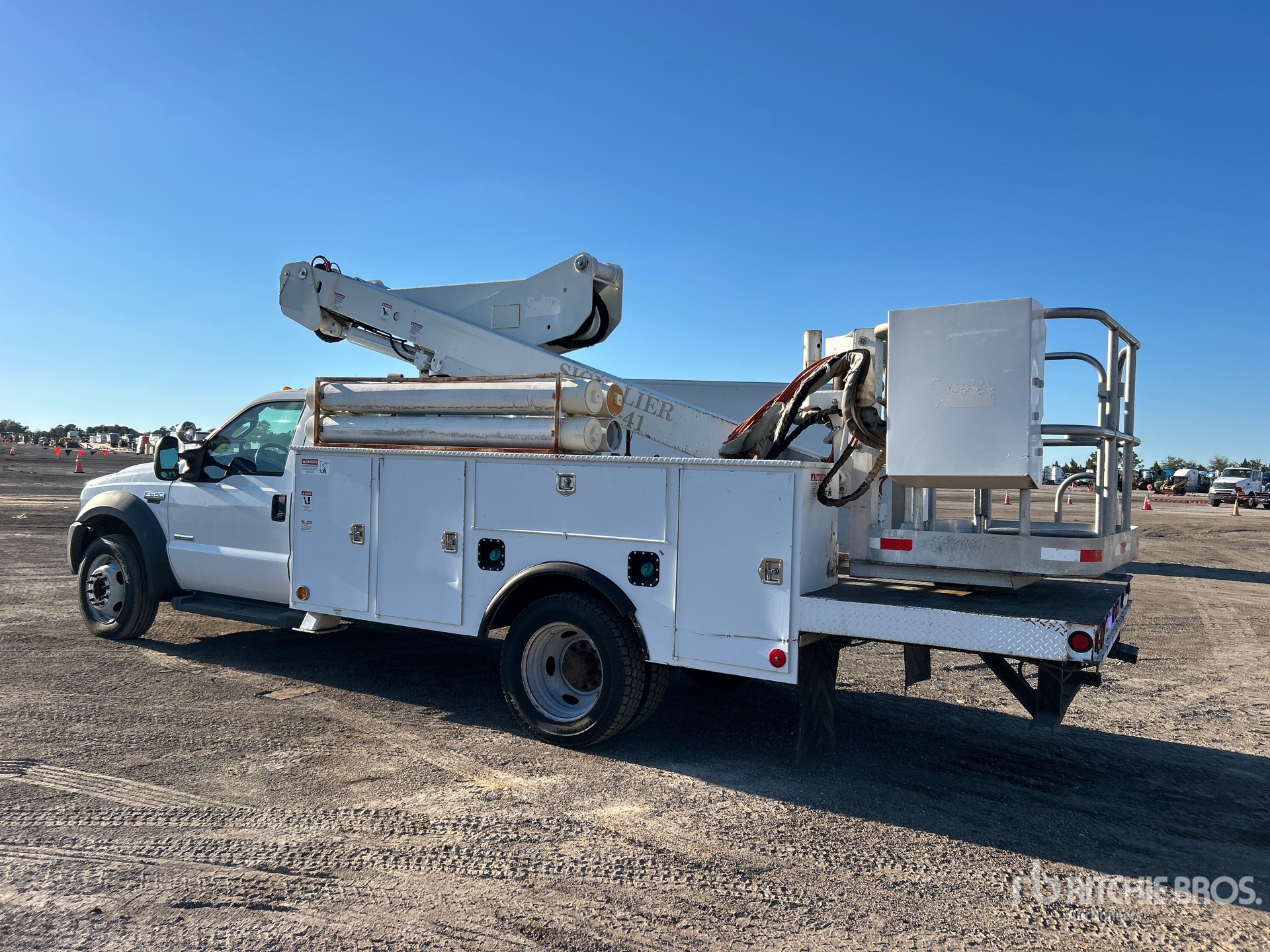 General Appearance with Imagen: esquina trasera izquierda