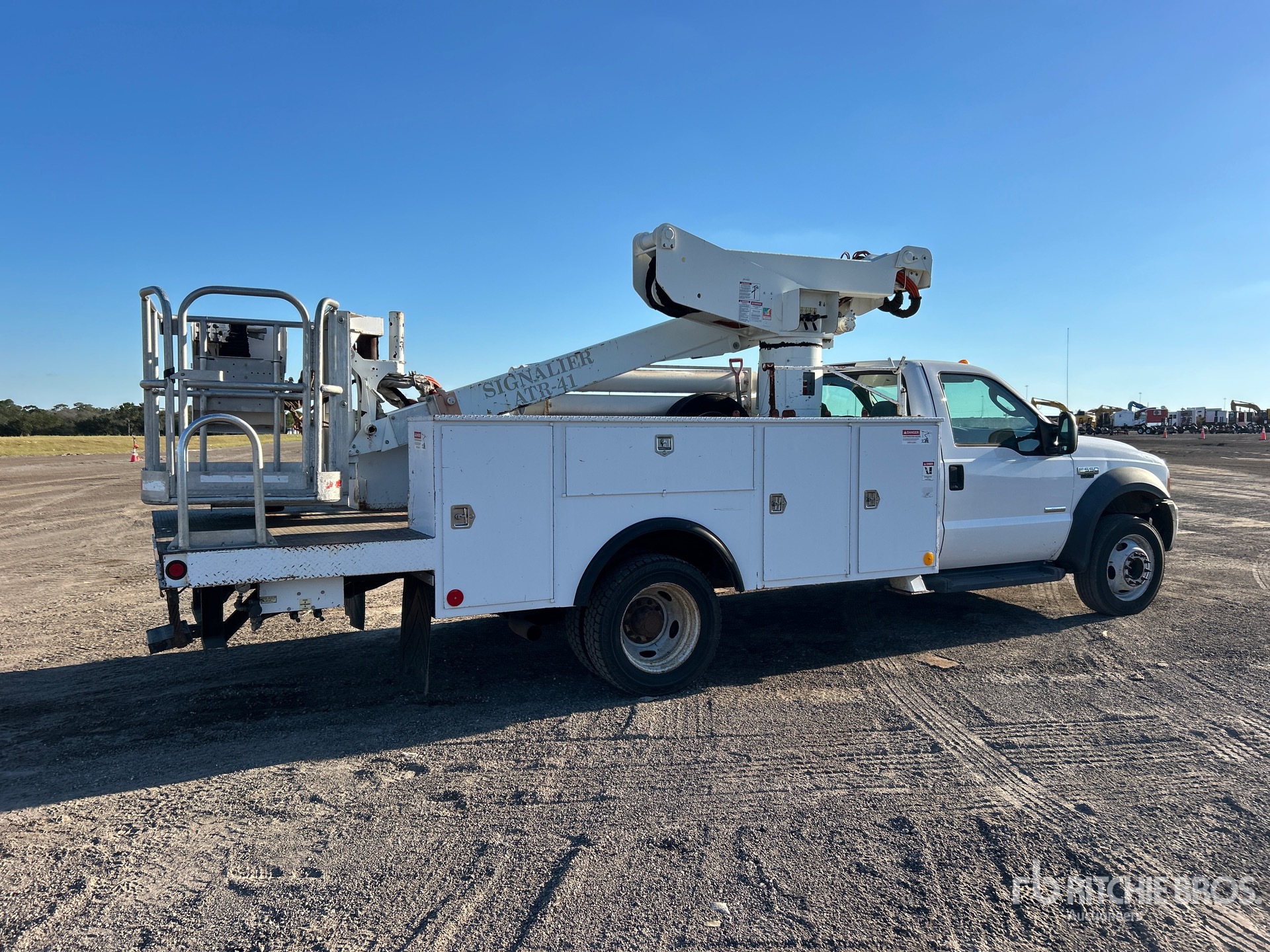 General Appearance with Imagen: esquina trasera derecha