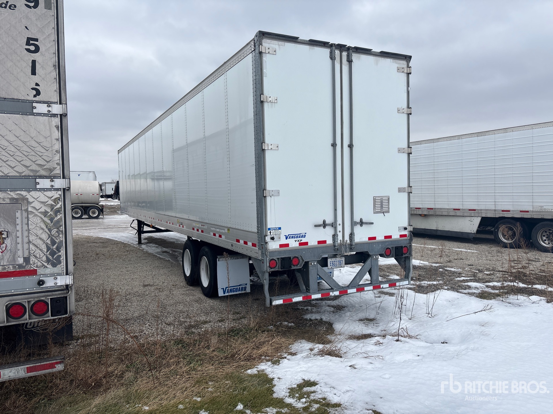 Aspect général with Image, coin arrière gauche