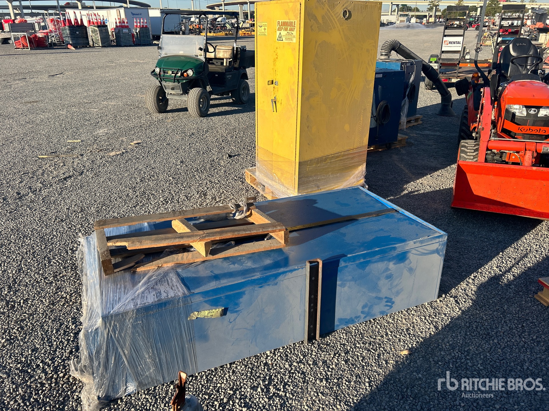 General Appearance with Picture, Left Front Corner