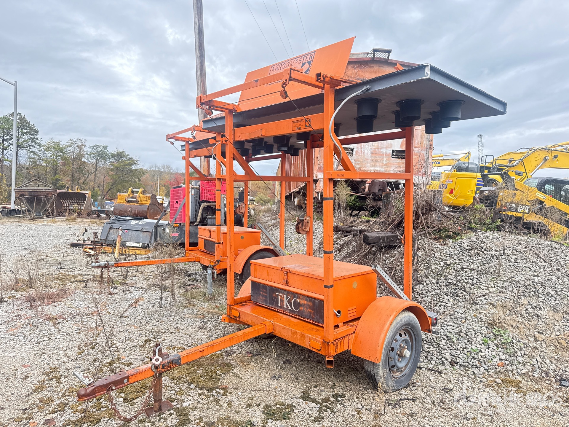 General Appearance with Featured Photo