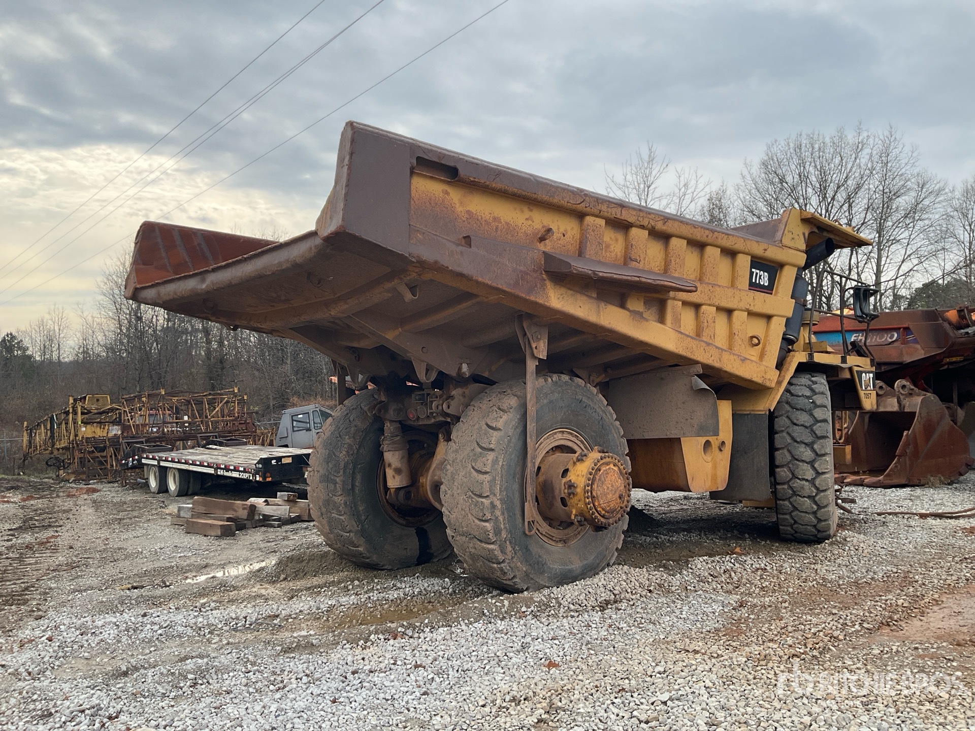 General Appearance with Picture, Right Rear Corner