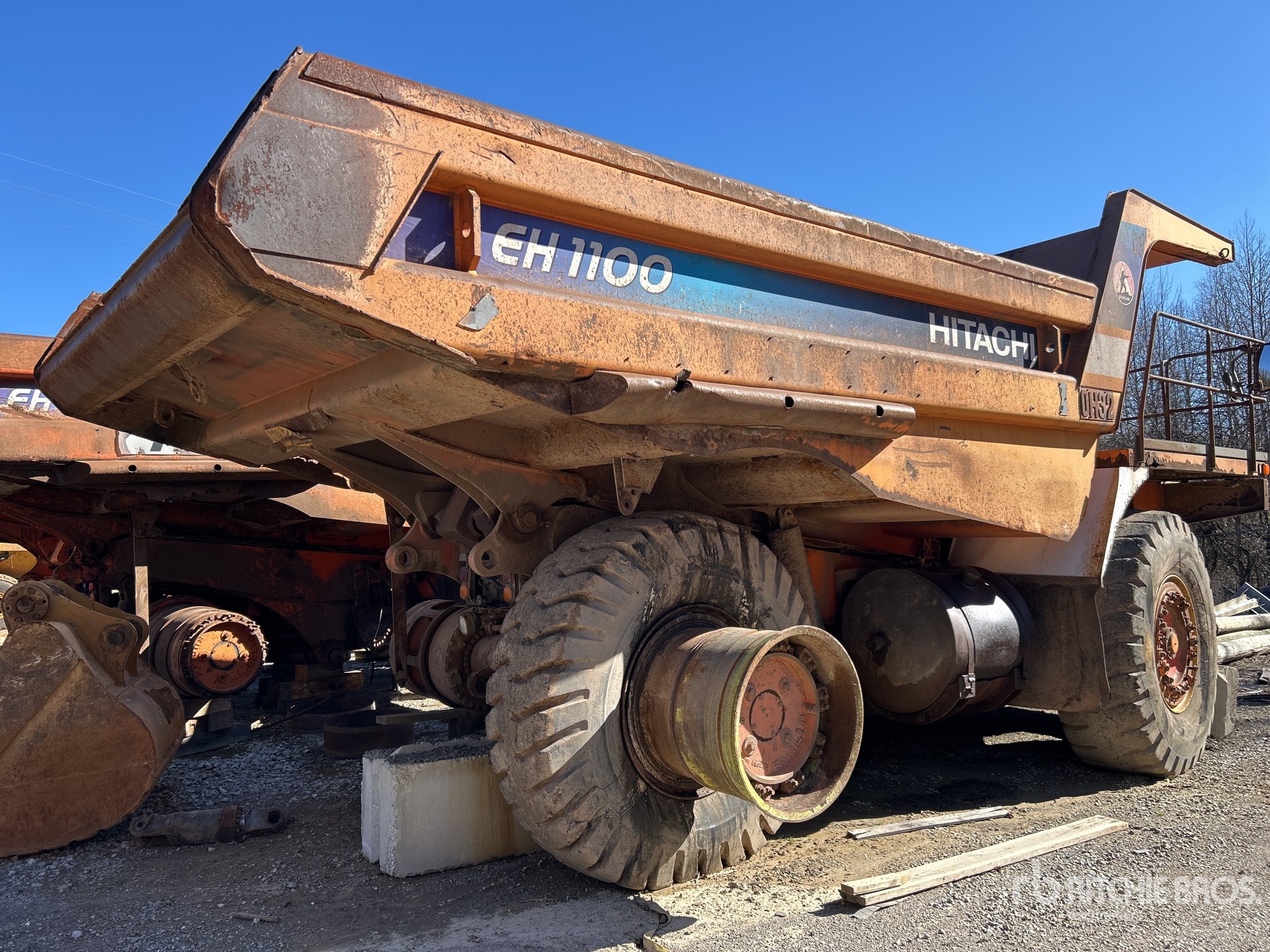 General Appearance with Imagen: esquina trasera derecha